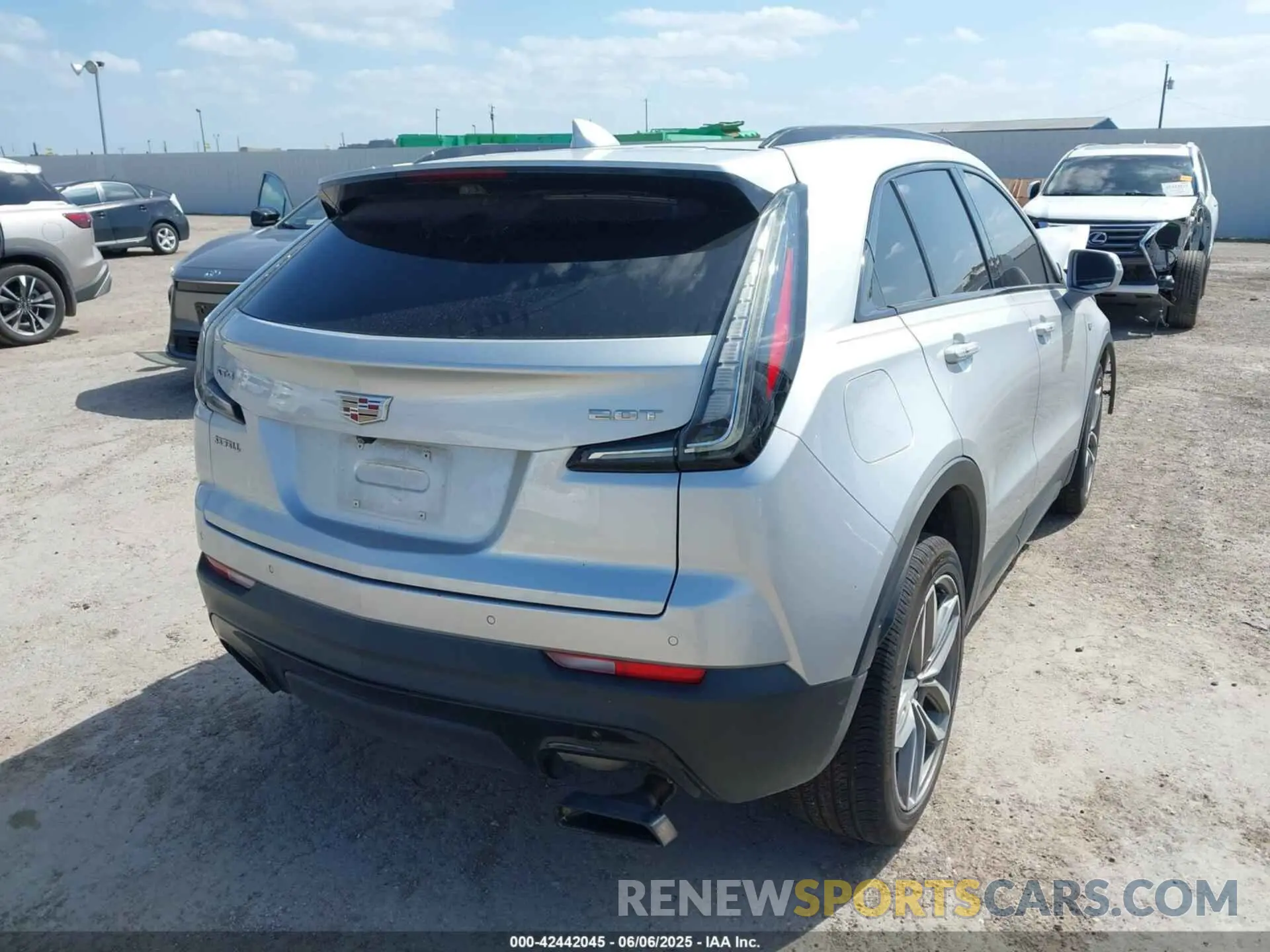 4 Photograph of a damaged car 1GYFZER44KF164901 CADILLAC XT4 2019