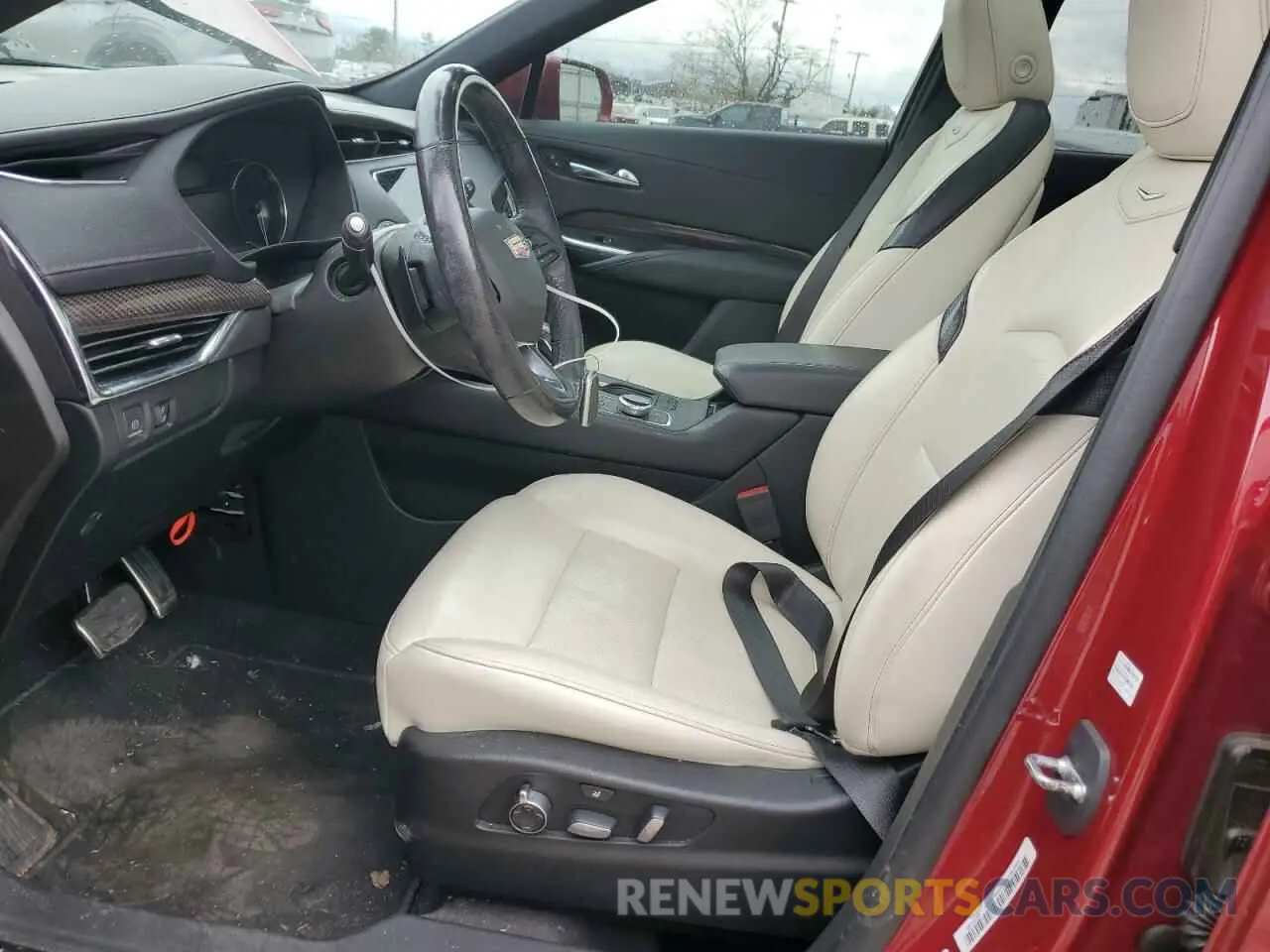 7 Photograph of a damaged car 1GYFZER46KF154063 CADILLAC XT4 2019