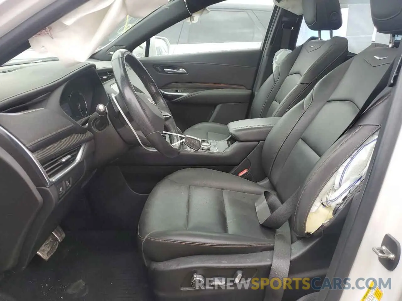 7 Photograph of a damaged car 1GYFZER48KF112347 CADILLAC XT4 2019