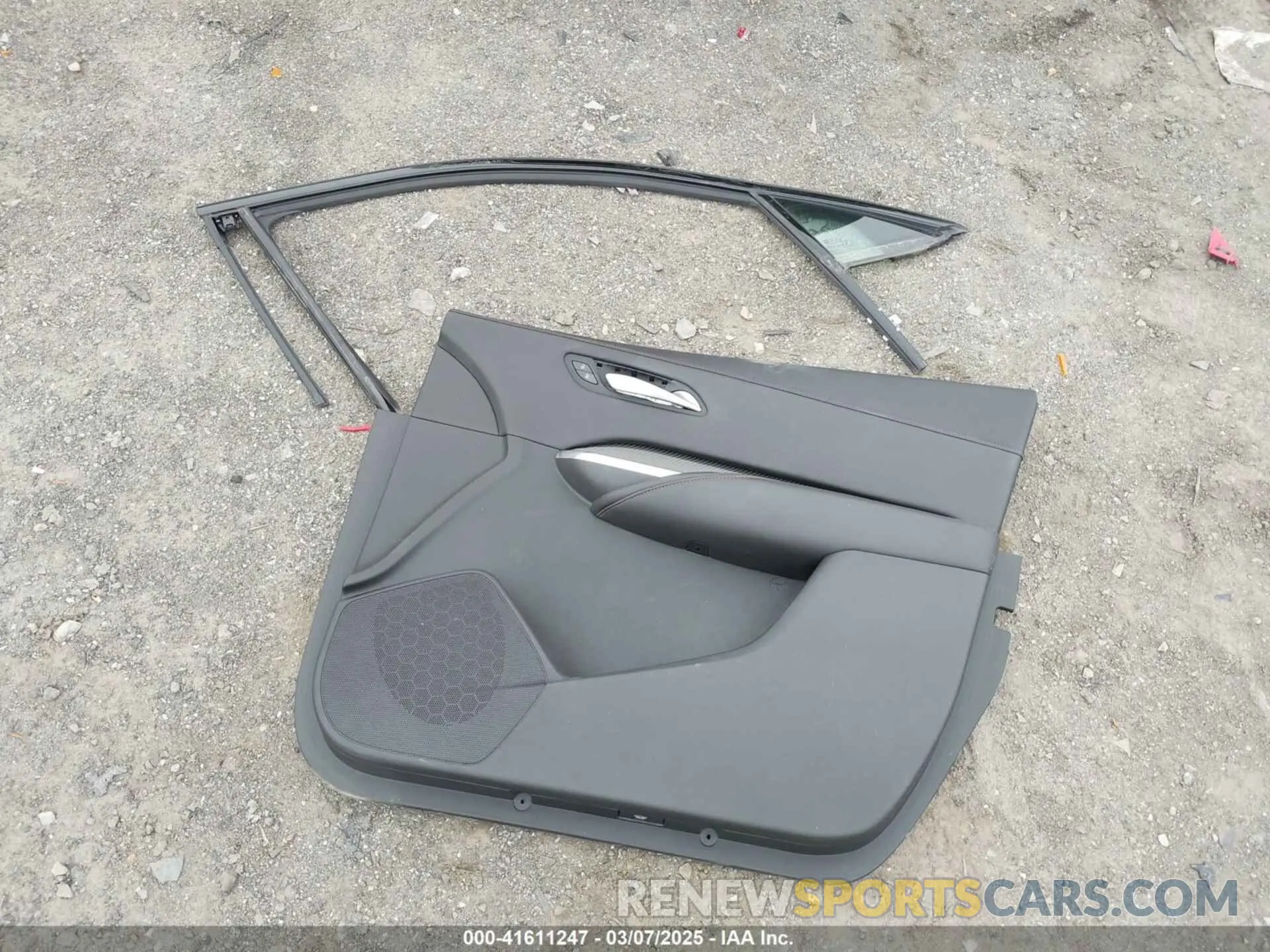12 Photograph of a damaged car 1GYFZER49KF178096 CADILLAC XT4 2019