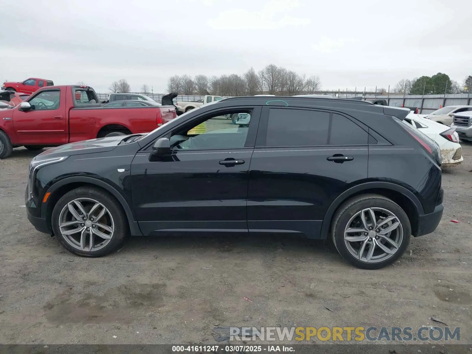 15 Photograph of a damaged car 1GYFZER49KF178096 CADILLAC XT4 2019
