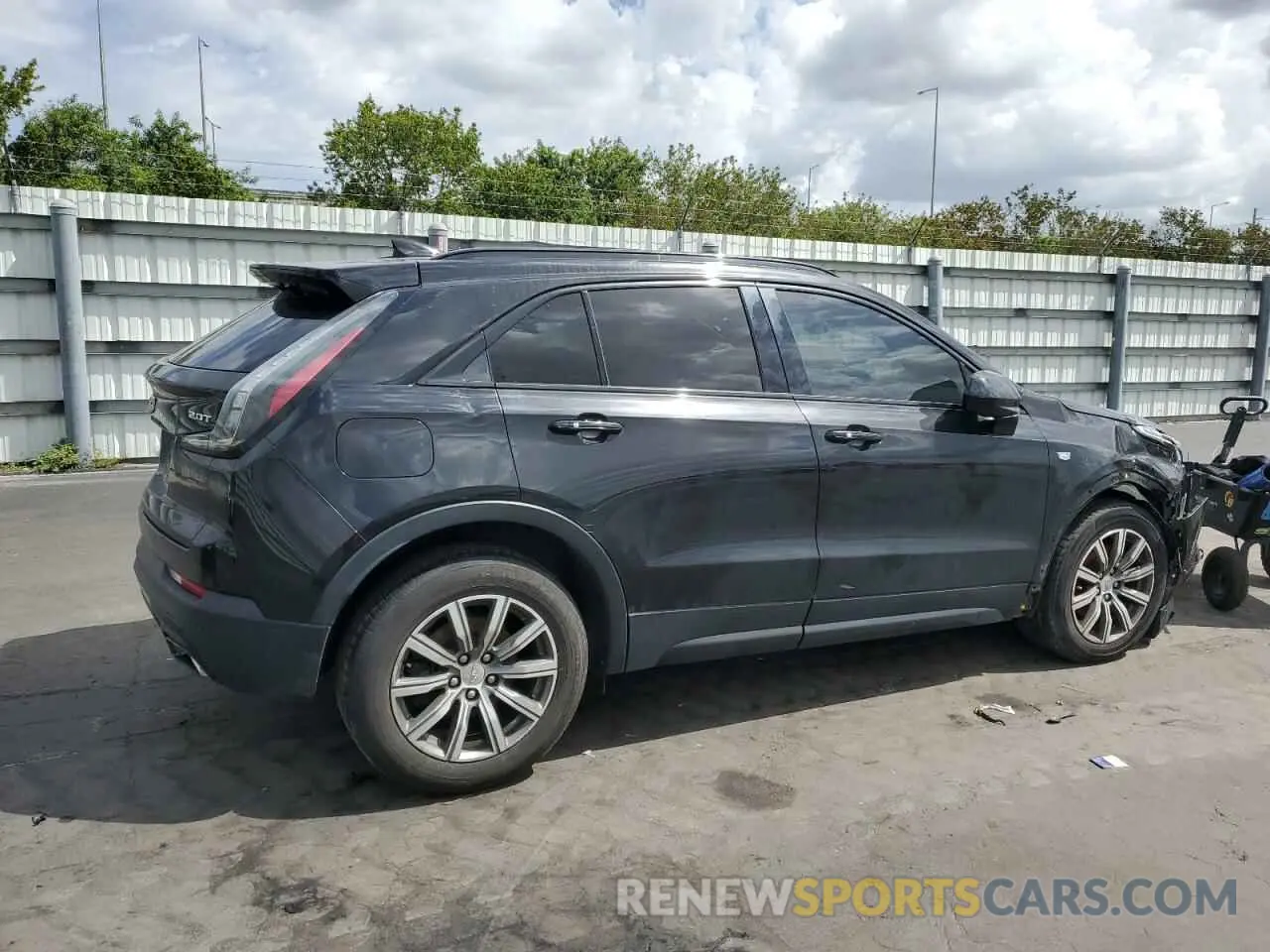3 Photograph of a damaged car 1GYFZER49KF214000 CADILLAC XT4 2019