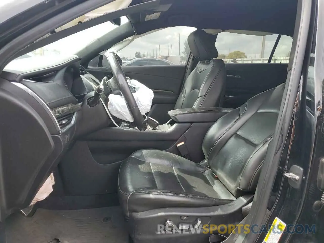7 Photograph of a damaged car 1GYFZER49KF214000 CADILLAC XT4 2019