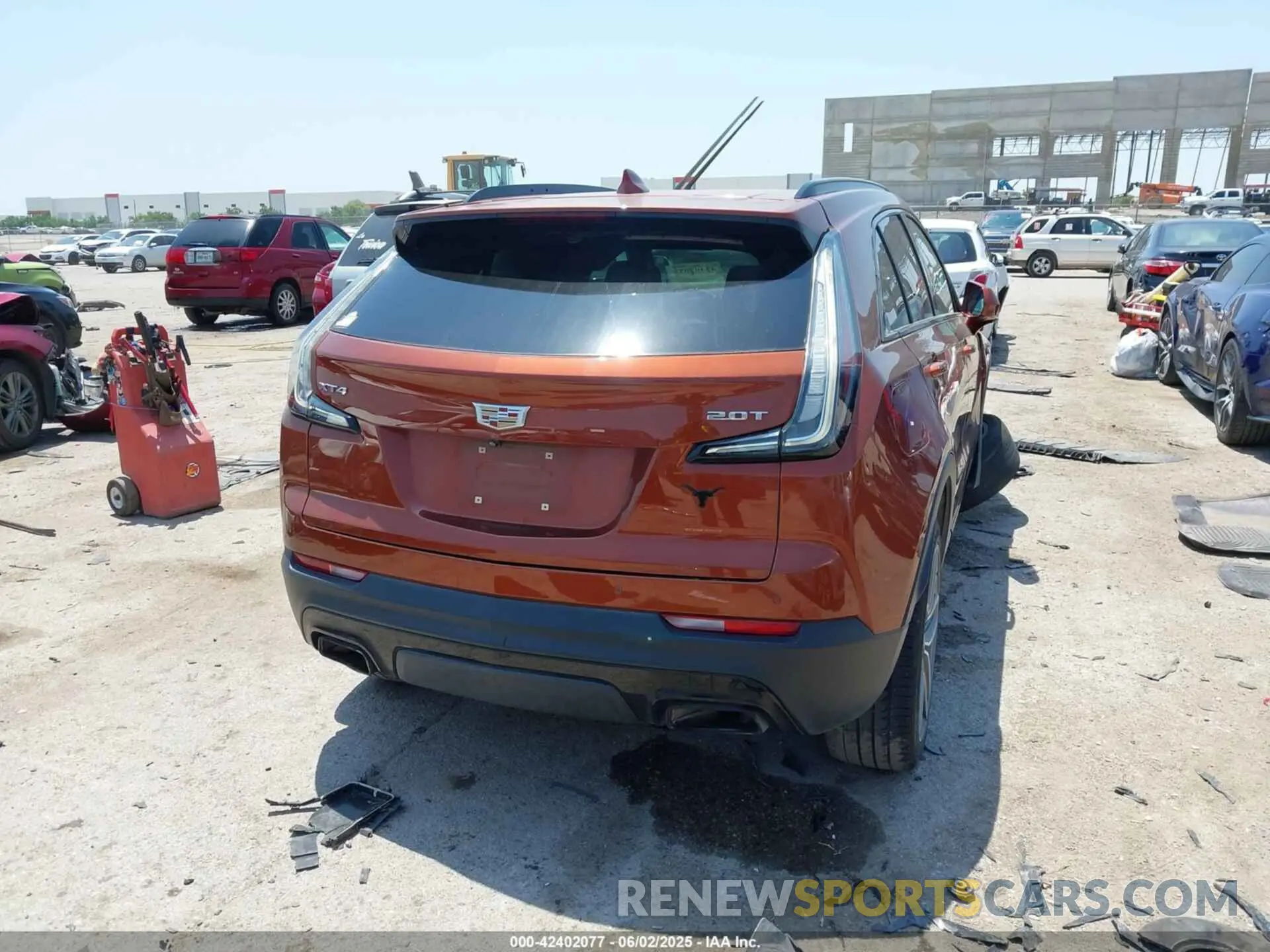 4 Photograph of a damaged car 1GYFZER4XKF103522 CADILLAC XT4 2019