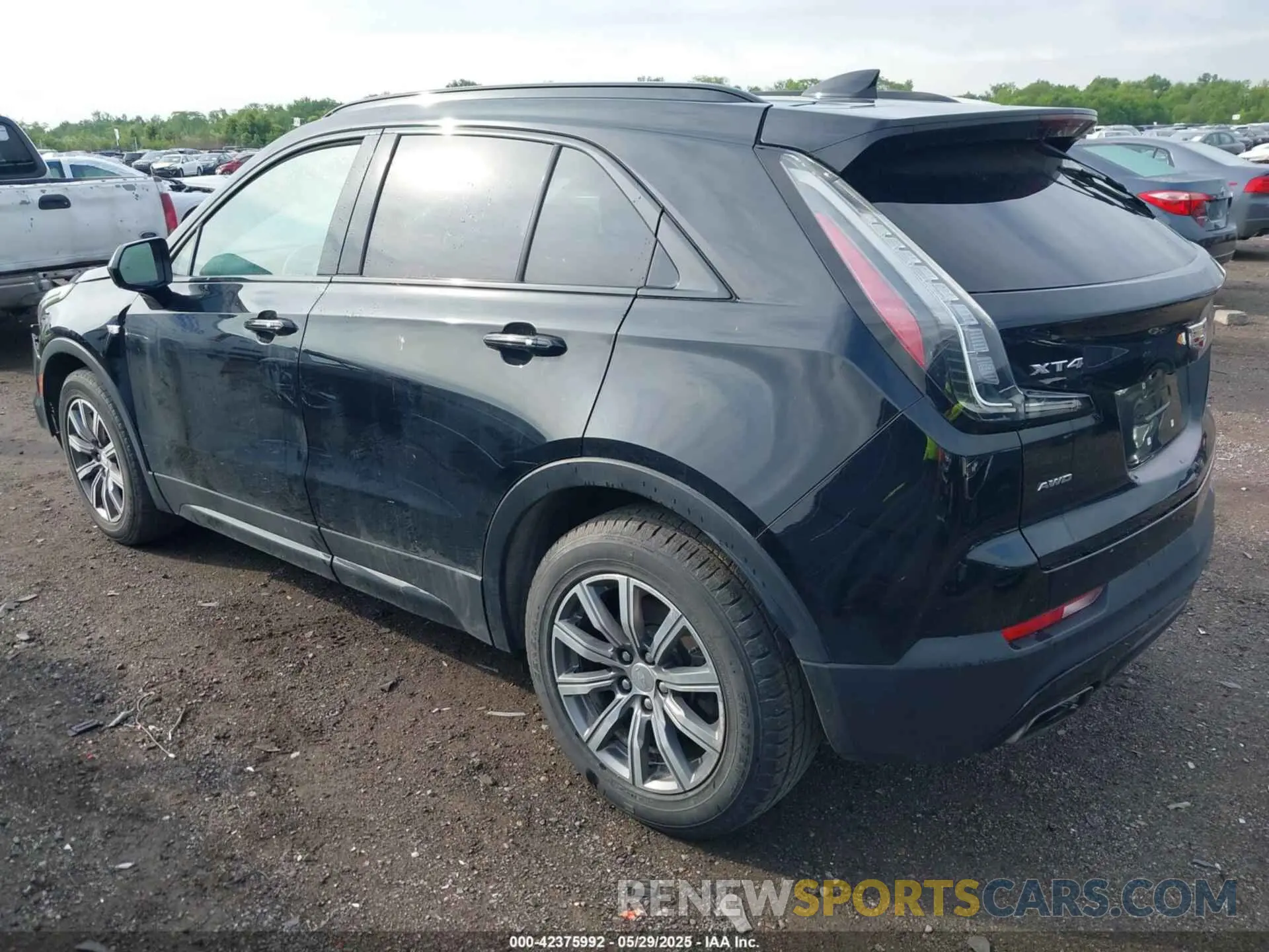 3 Photograph of a damaged car 1GYFZFR40KF111912 CADILLAC XT4 2019