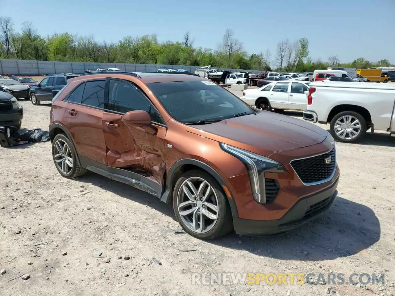 4 Photograph of a damaged car 1GYFZFR42KF136567 CADILLAC XT4 2019
