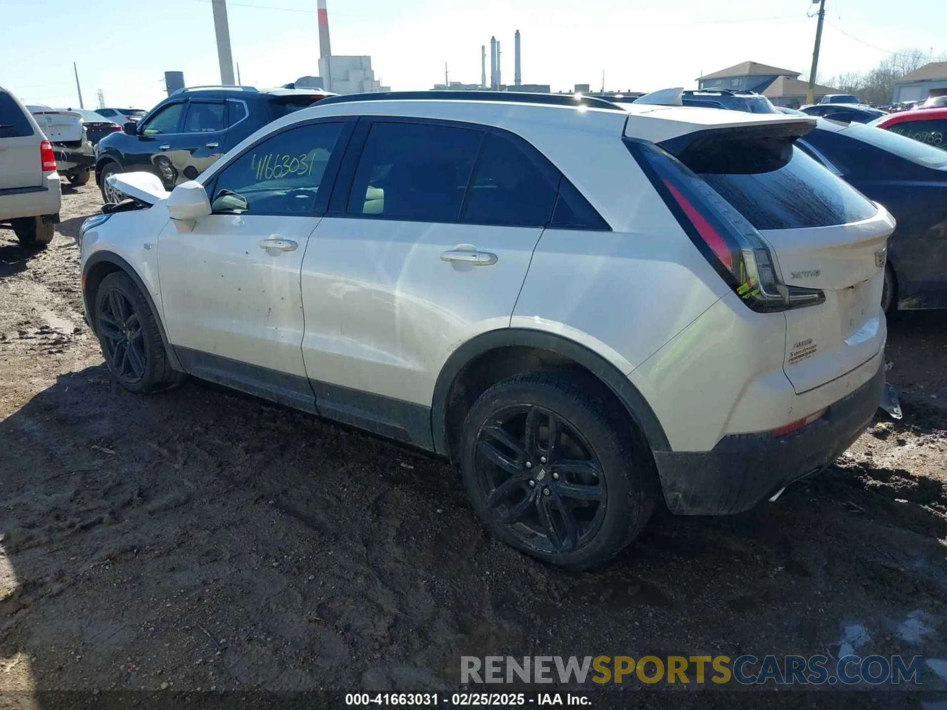 3 Photograph of a damaged car 1GYFZFR44KF146971 CADILLAC XT4 2019