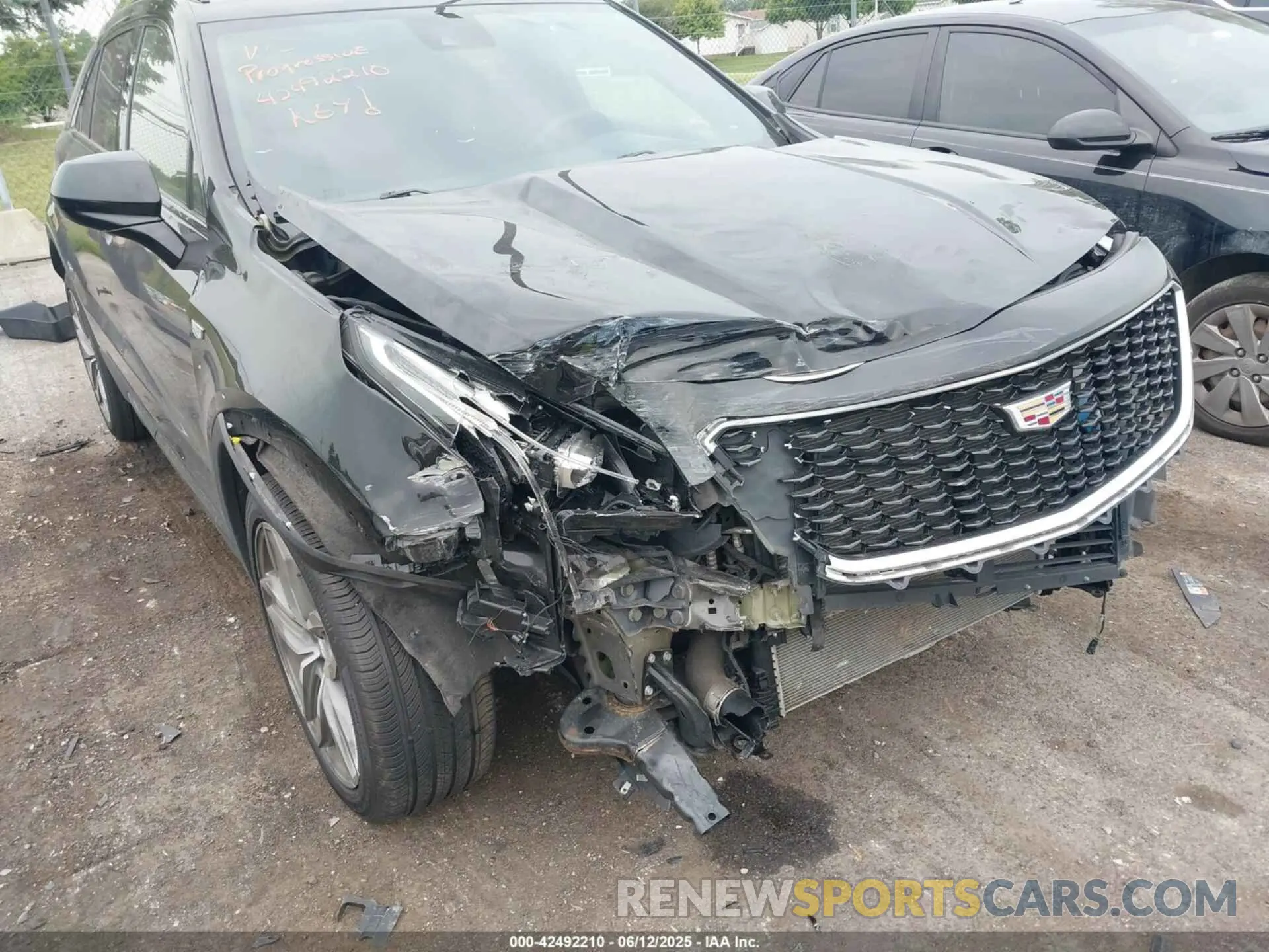 6 Photograph of a damaged car 1GYFZFR44KF150356 CADILLAC XT4 2019