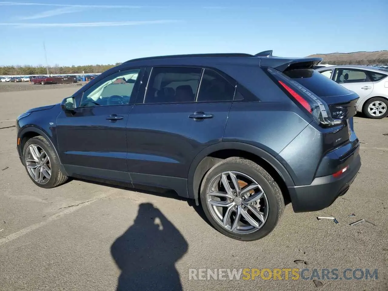 2 Photograph of a damaged car 1GYFZFR44KF170414 CADILLAC XT4 2019