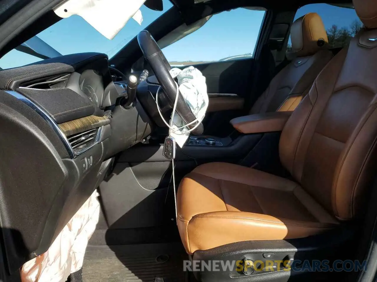 7 Photograph of a damaged car 1GYFZFR44KF170414 CADILLAC XT4 2019