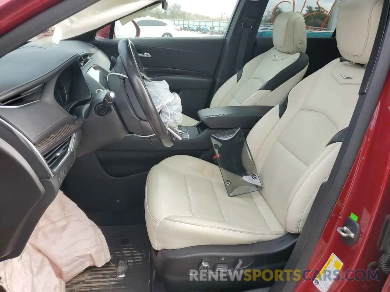 7 Photograph of a damaged car 1GYFZFR44KF186189 CADILLAC XT4 2019