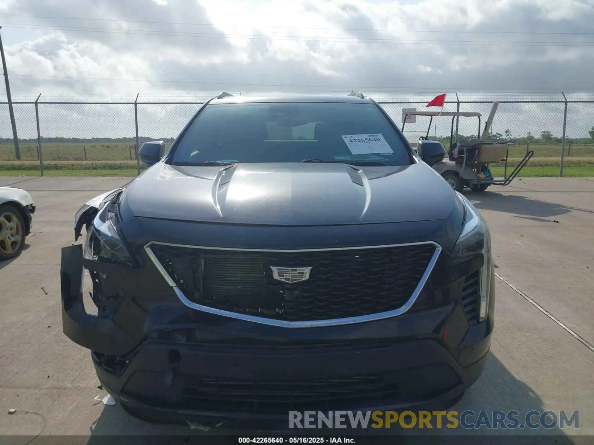 12 Photograph of a damaged car 1GYFZFR45KF185150 CADILLAC XT4 2019