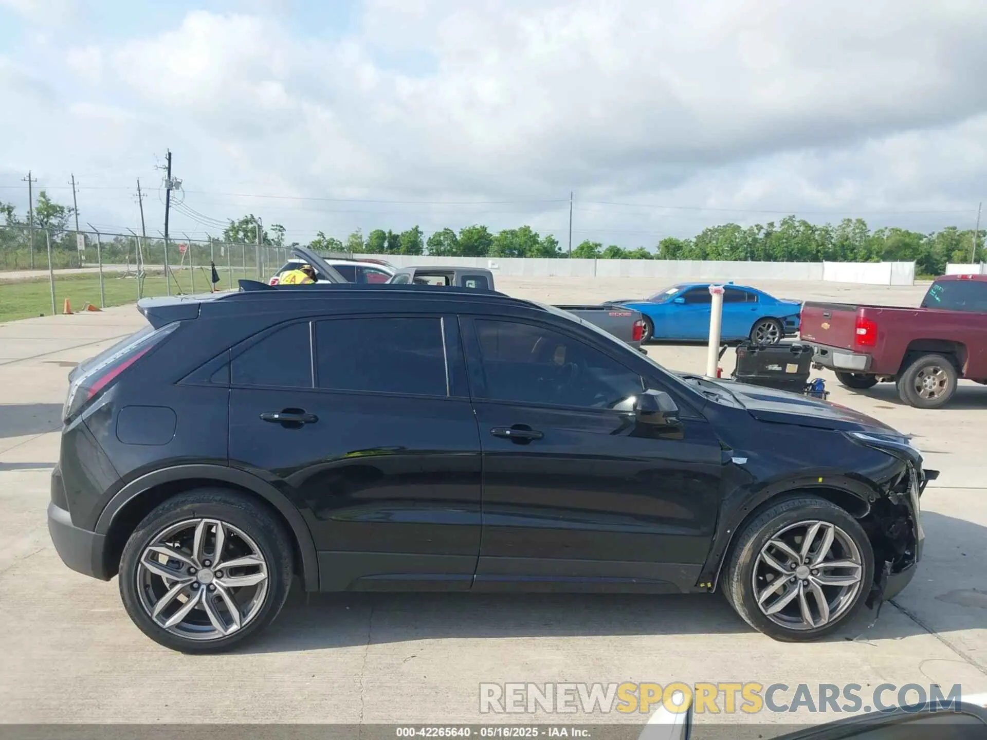 13 Photograph of a damaged car 1GYFZFR45KF185150 CADILLAC XT4 2019