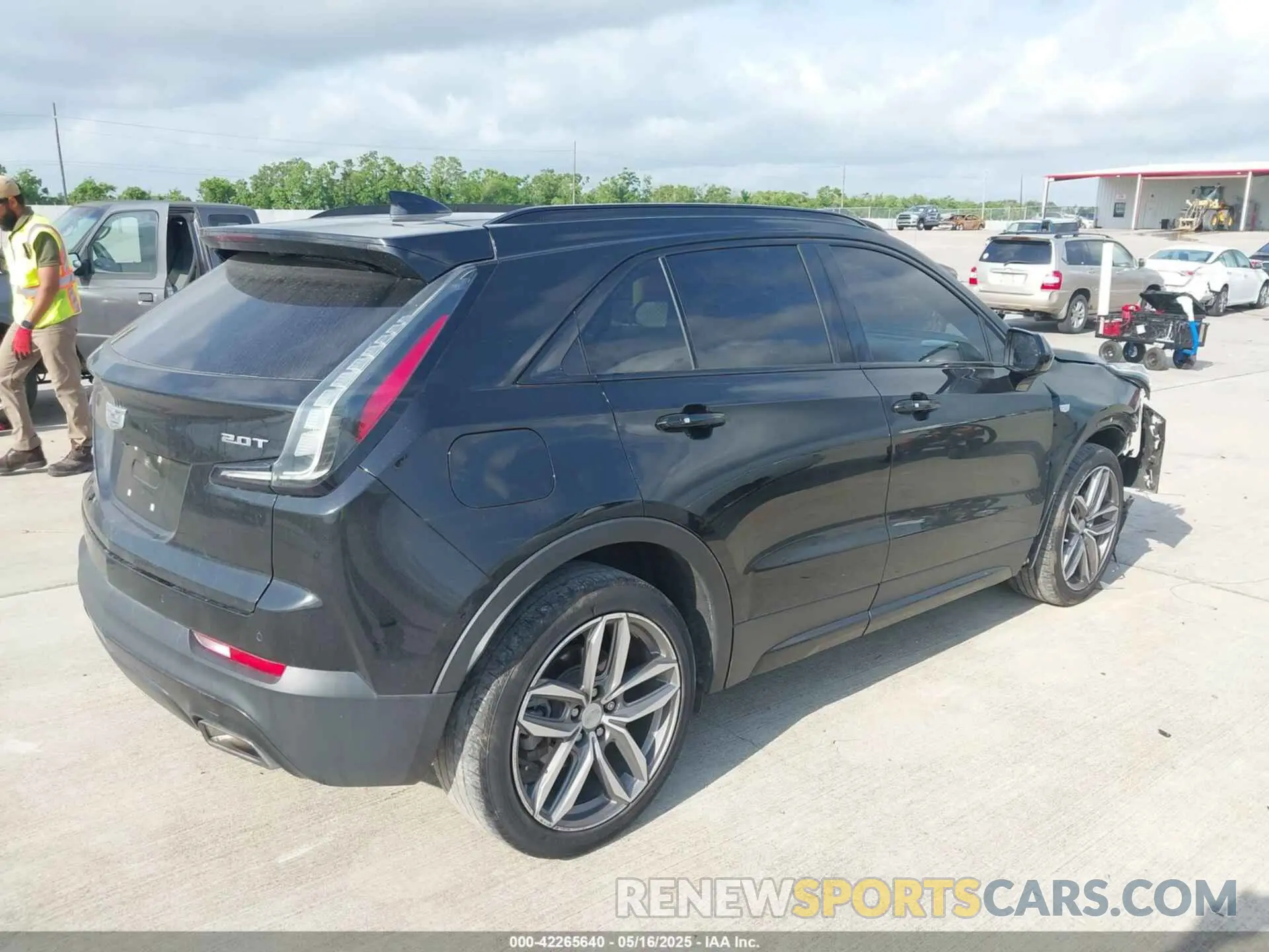4 Photograph of a damaged car 1GYFZFR45KF185150 CADILLAC XT4 2019