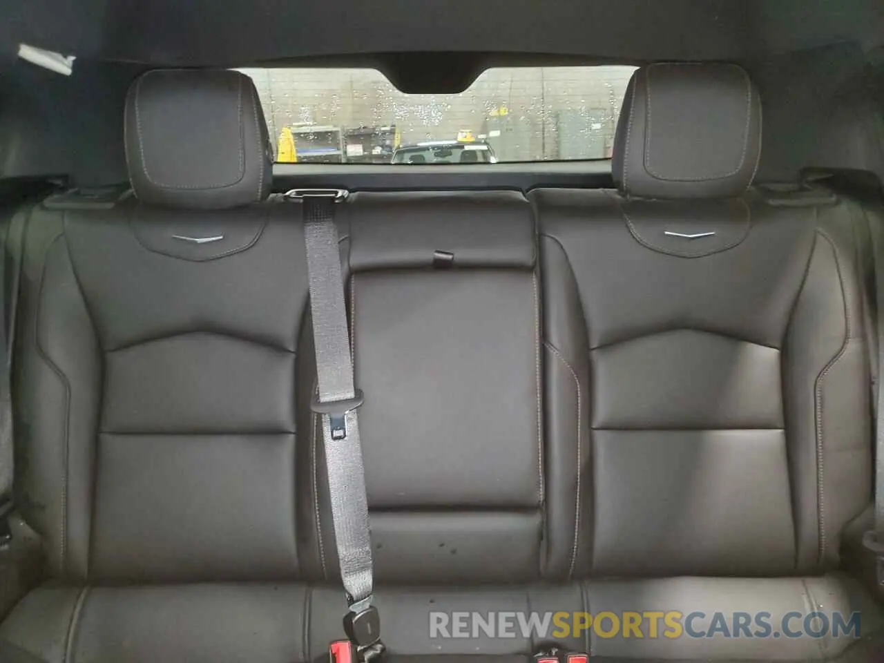 10 Photograph of a damaged car 1GYFZFR45KF185536 CADILLAC XT4 2019