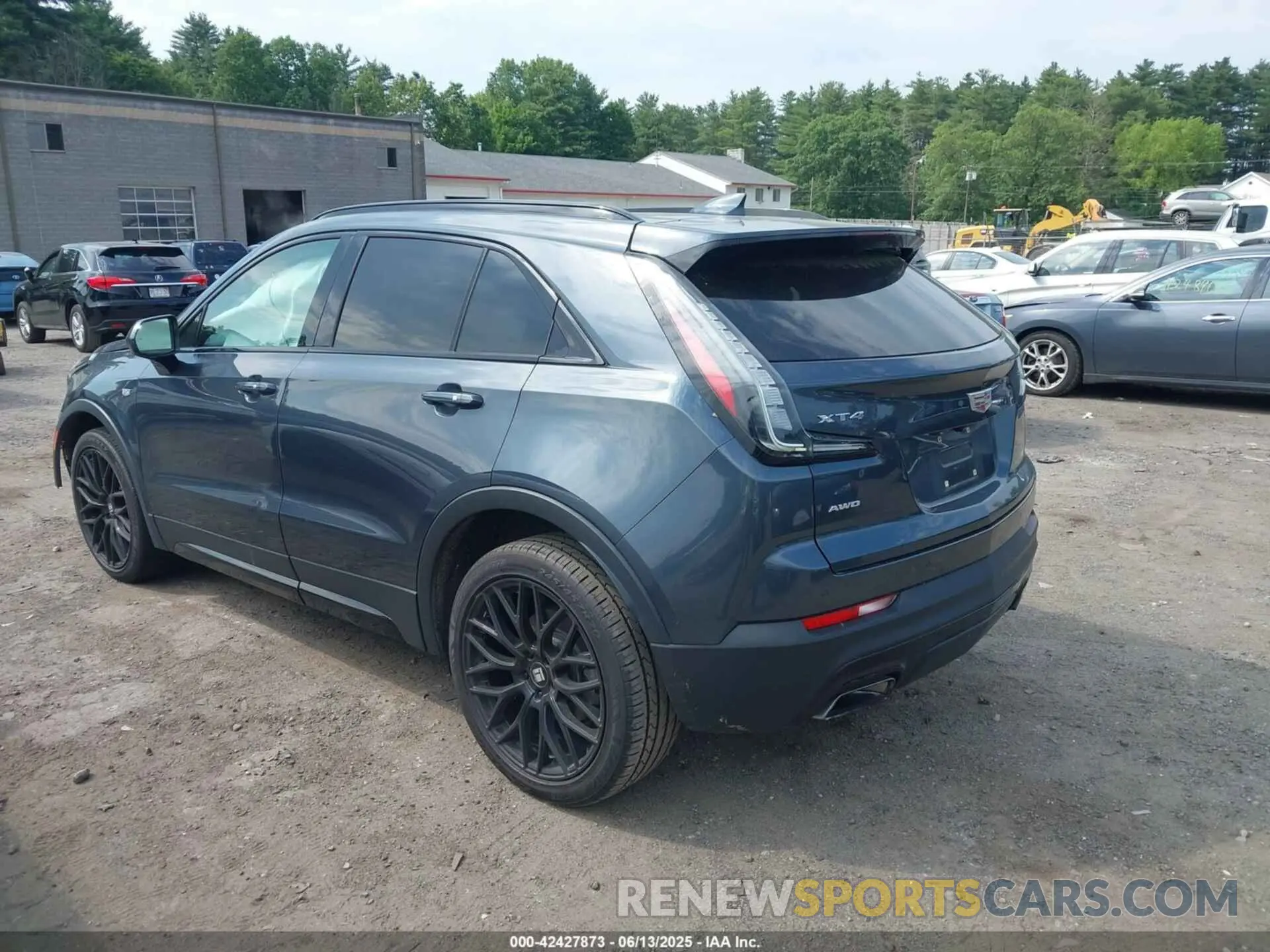 3 Photograph of a damaged car 1GYFZFR45KF202738 CADILLAC XT4 2019