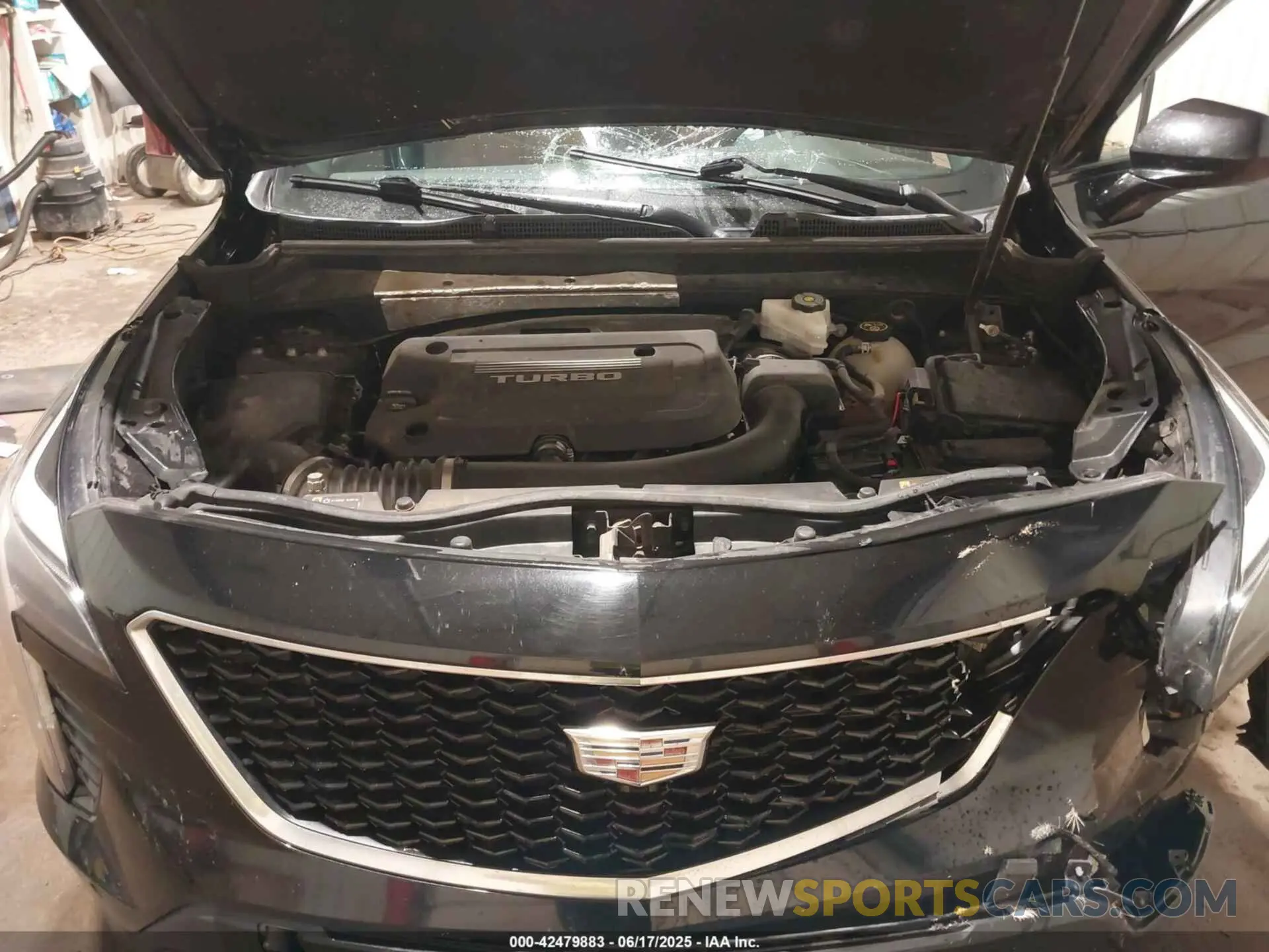 10 Photograph of a damaged car 1GYFZFR4XKF159904 CADILLAC XT4 2019