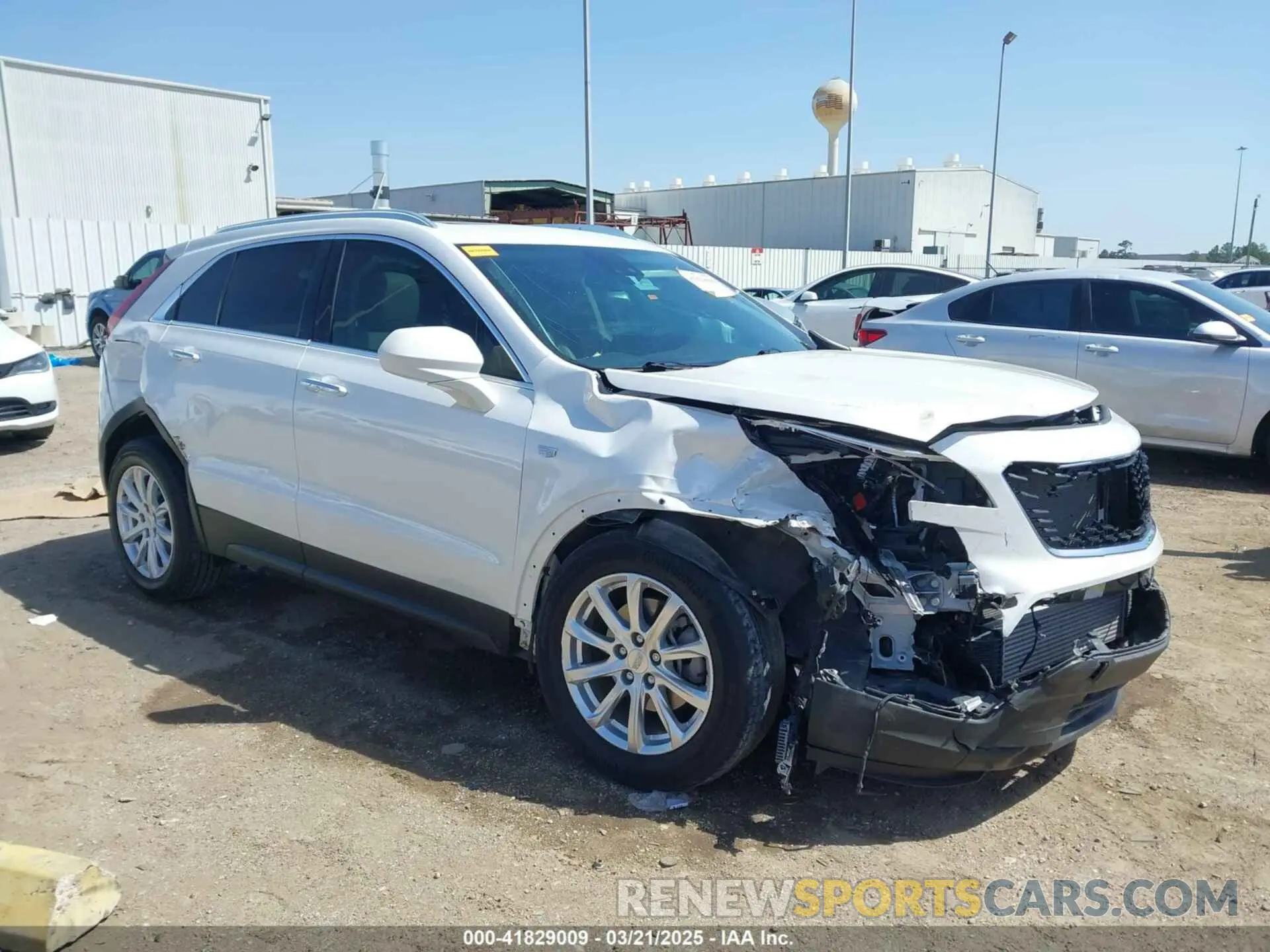 1 Photograph of a damaged car 1GYAZAR40LF139918 CADILLAC XT4 2020