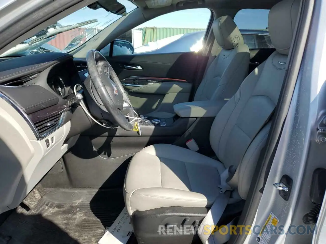 7 Photograph of a damaged car 1GYFZBR44LF093831 CADILLAC XT4 2020