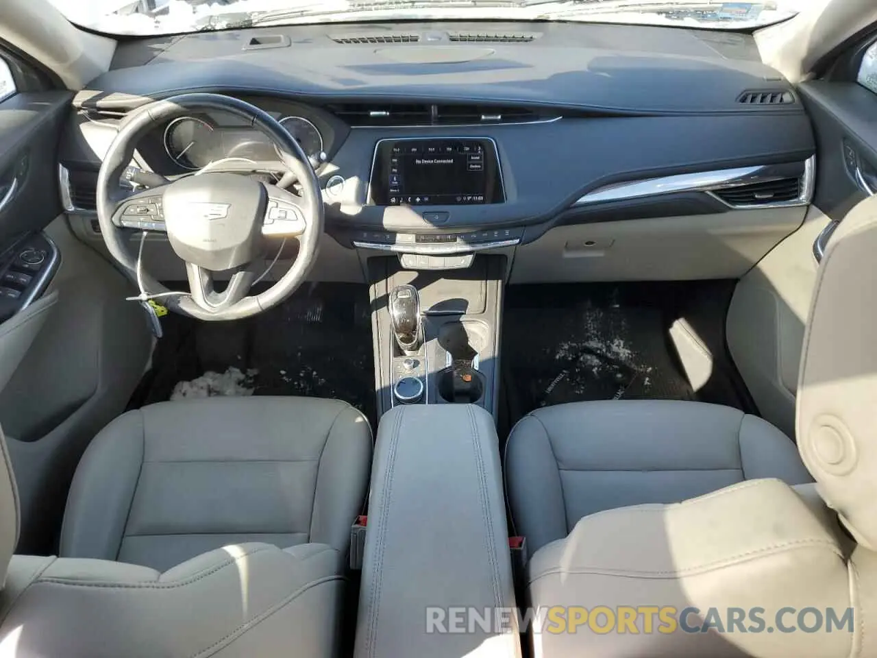 8 Photograph of a damaged car 1GYFZBR44LF093831 CADILLAC XT4 2020
