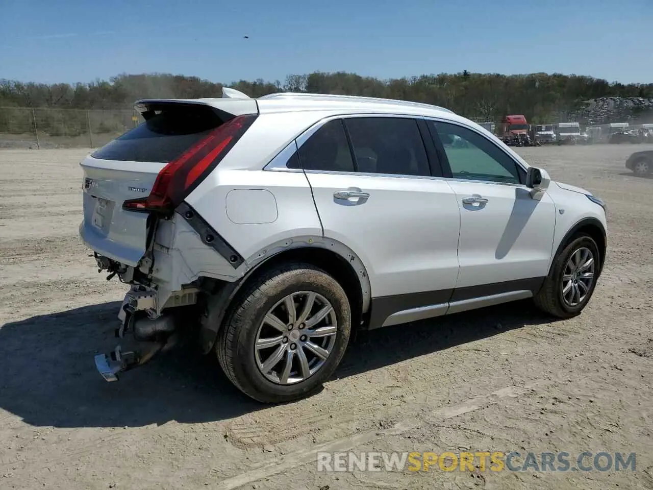 3 Photograph of a damaged car 1GYFZCR41LF036945 CADILLAC XT4 2020