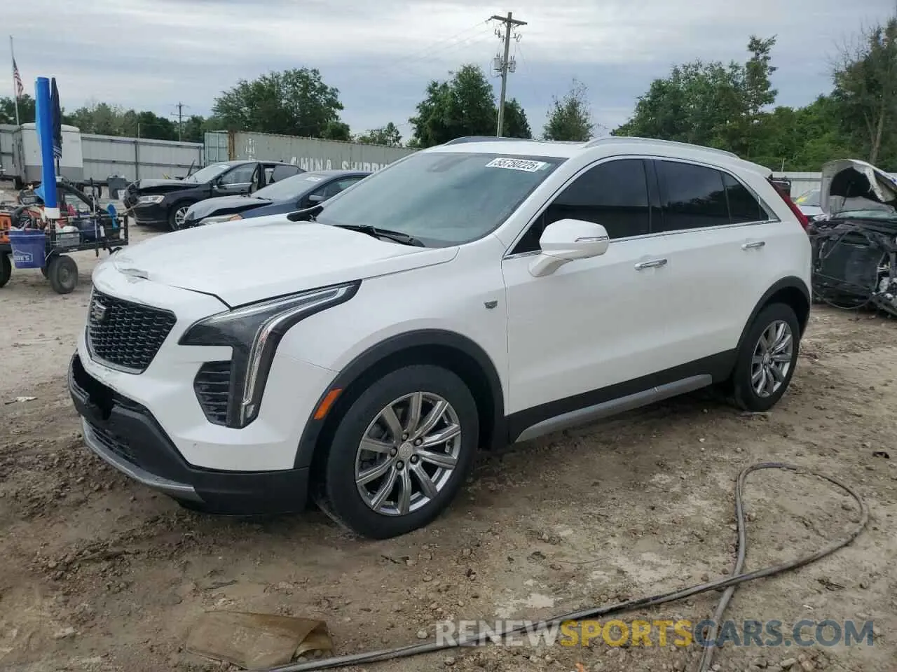 1 Photograph of a damaged car 1GYFZCR41LF060002 CADILLAC XT4 2020