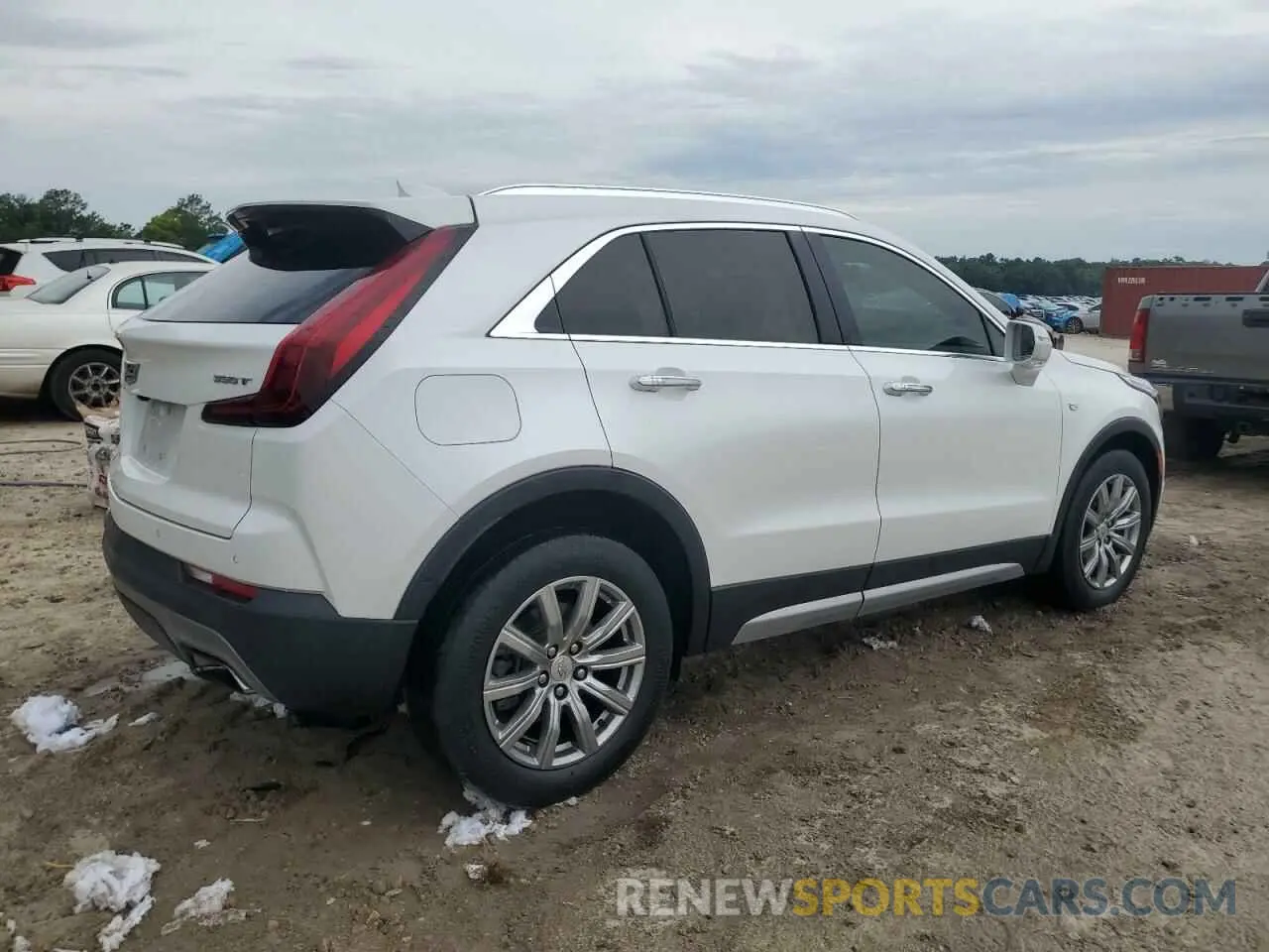 3 Photograph of a damaged car 1GYFZCR41LF060002 CADILLAC XT4 2020