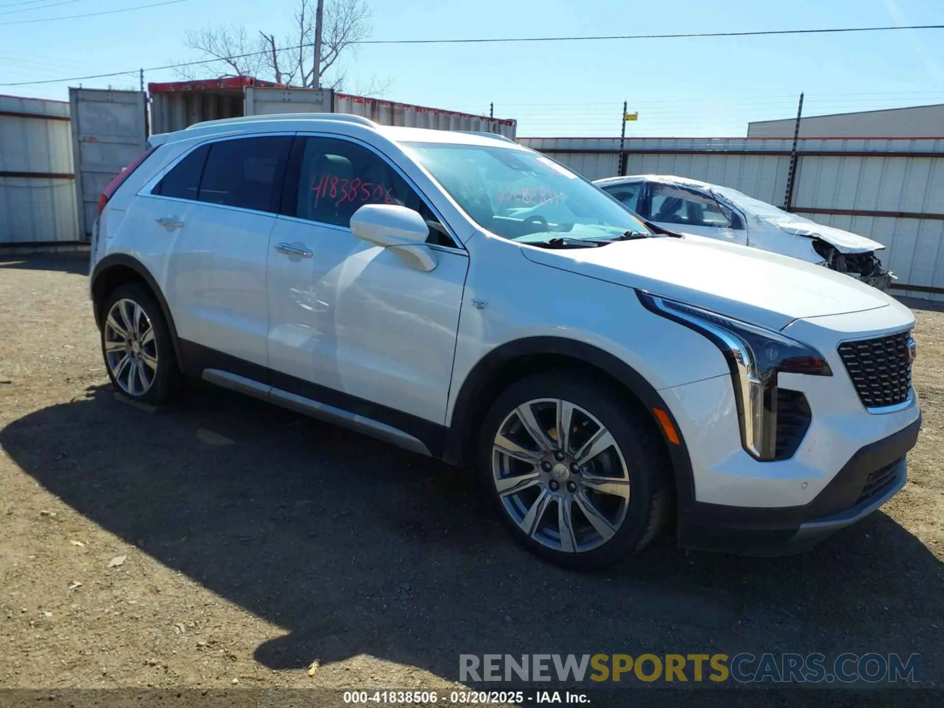 1 Photograph of a damaged car 1GYFZCR41LF115094 CADILLAC XT4 2020