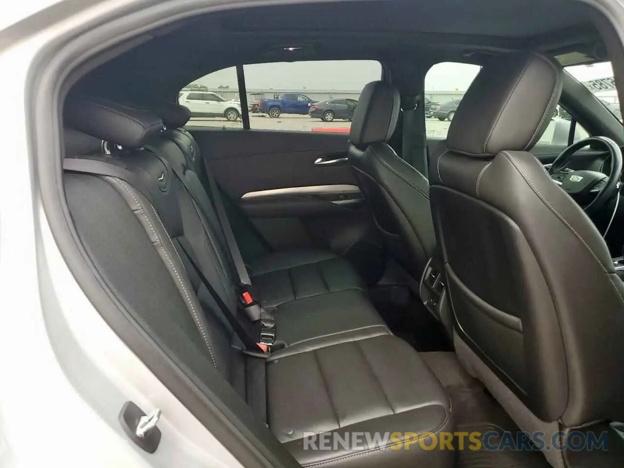 11 Photograph of a damaged car 1GYFZCR42LF115413 CADILLAC XT4 2020
