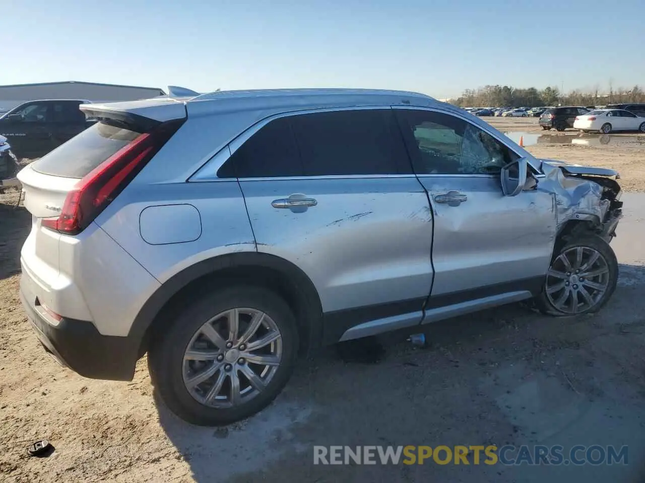 3 Photograph of a damaged car 1GYFZCR44LF099246 CADILLAC XT4 2020