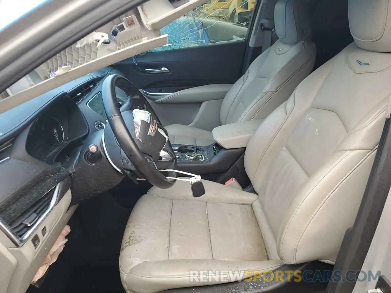 7 Photograph of a damaged car 1GYFZCR44LF099246 CADILLAC XT4 2020
