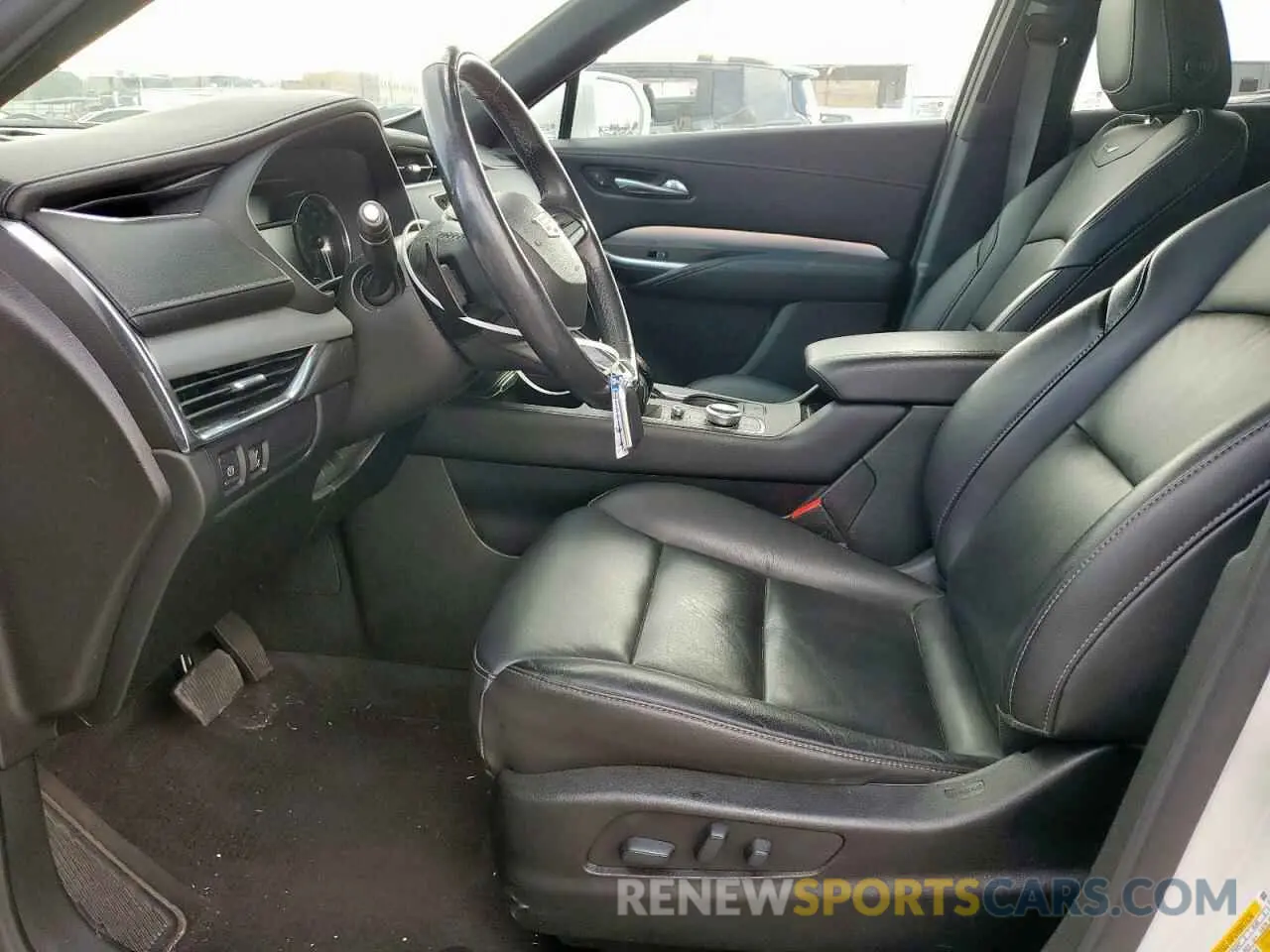 7 Photograph of a damaged car 1GYFZCR44LF113629 CADILLAC XT4 2020
