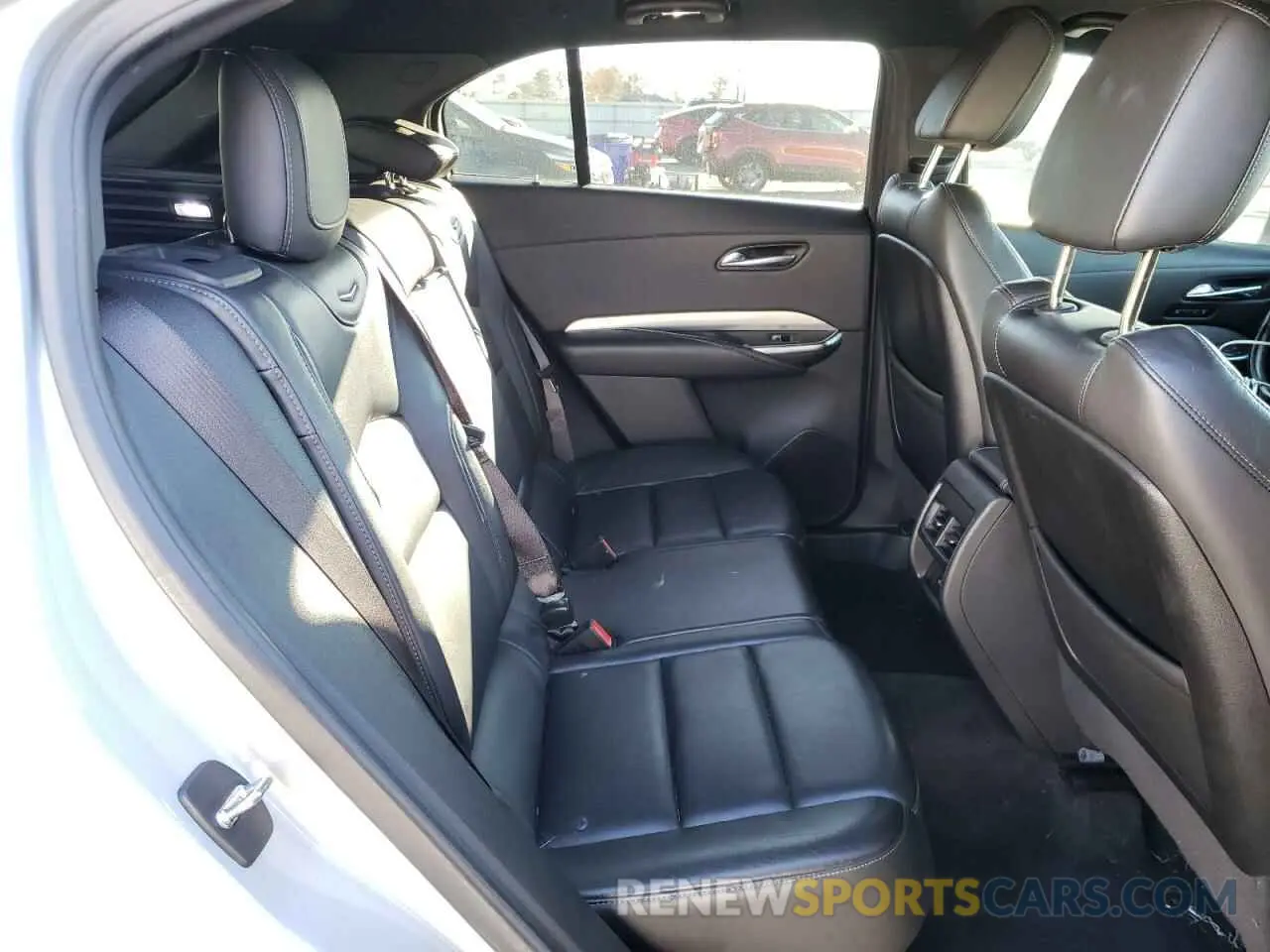 12 Photograph of a damaged car 1GYFZCR45LF078258 CADILLAC XT4 2020