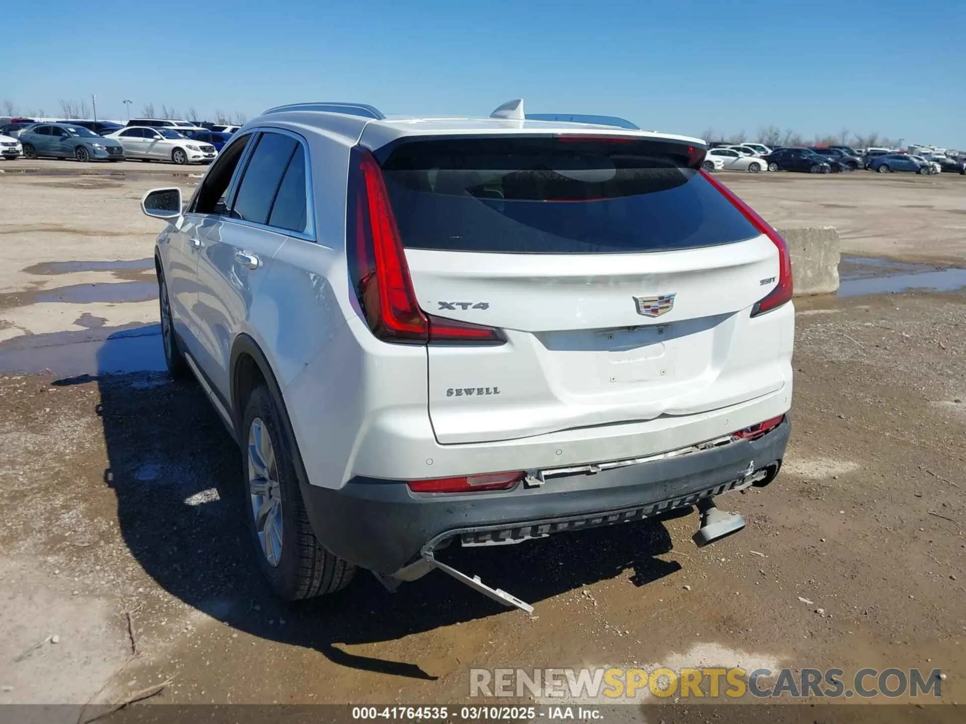 6 Photograph of a damaged car 1GYFZCR45LF138622 CADILLAC XT4 2020