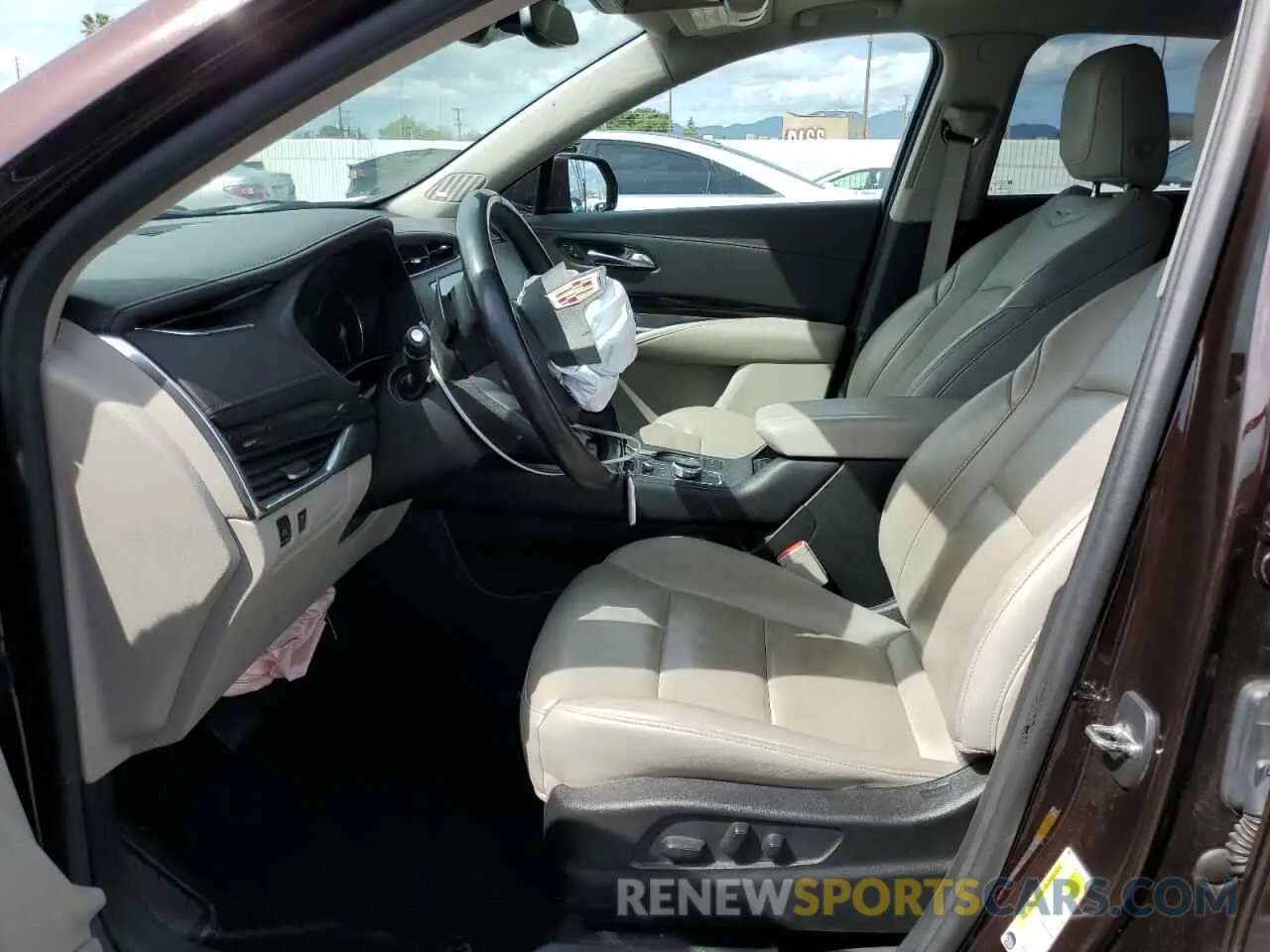 7 Photograph of a damaged car 1GYFZCR46LF112188 CADILLAC XT4 2020
