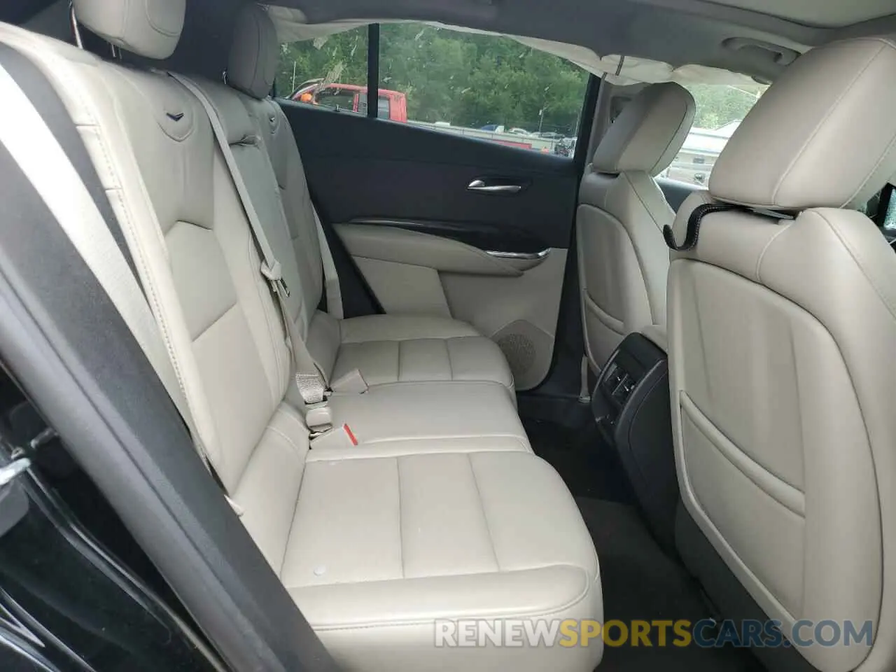 11 Photograph of a damaged car 1GYFZCR46LF113499 CADILLAC XT4 2020