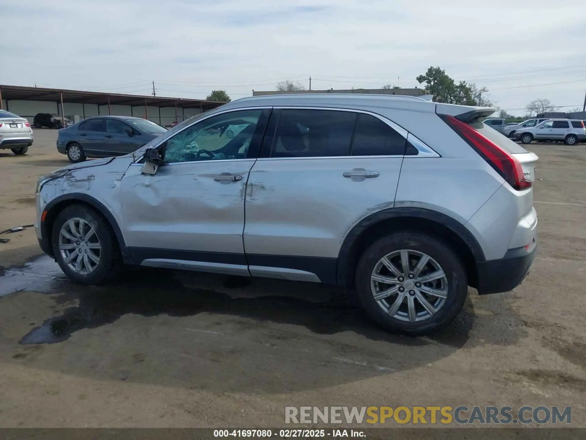 13 Photograph of a damaged car 1GYFZCR48LF037235 CADILLAC XT4 2020