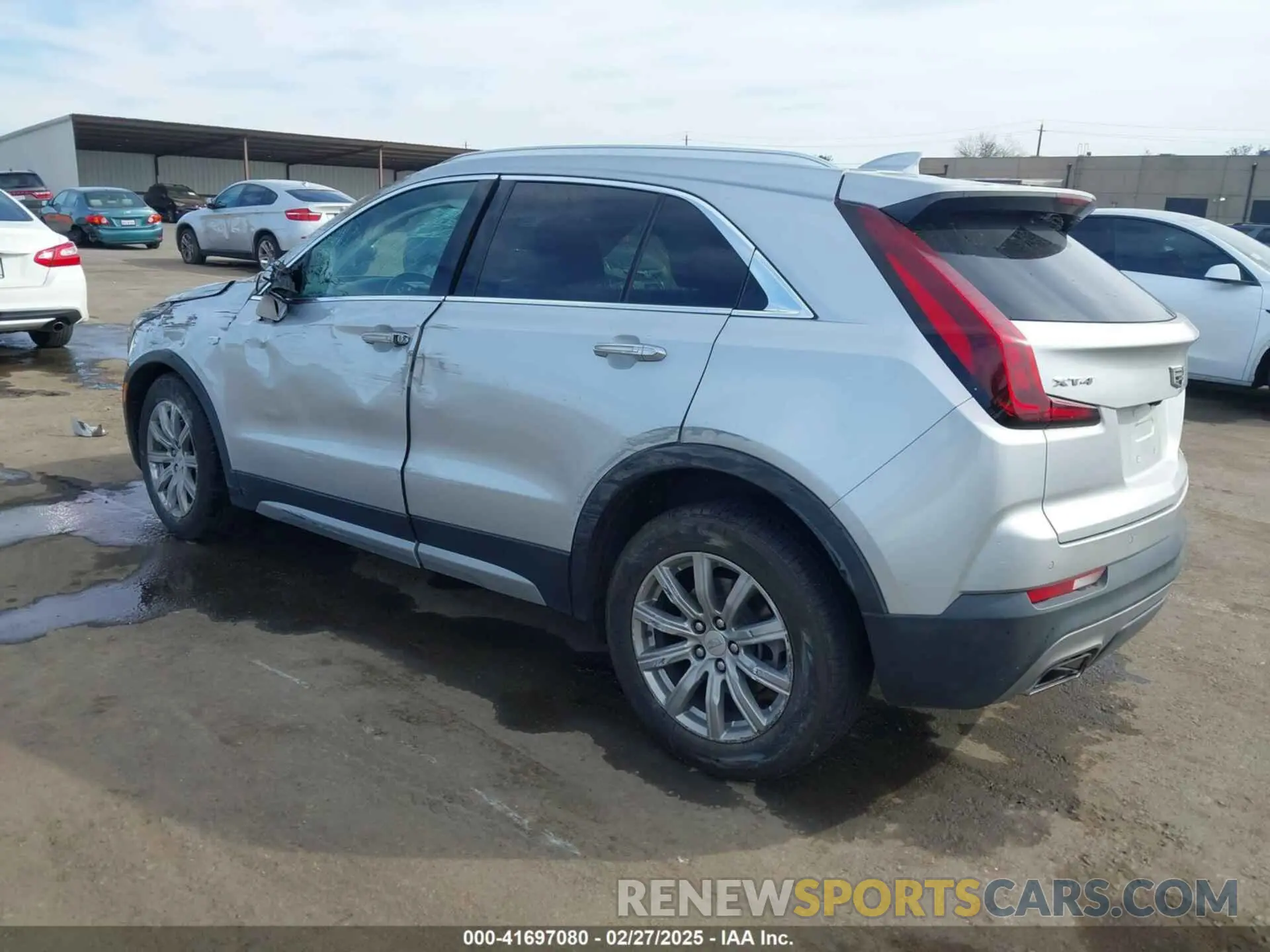 3 Photograph of a damaged car 1GYFZCR48LF037235 CADILLAC XT4 2020