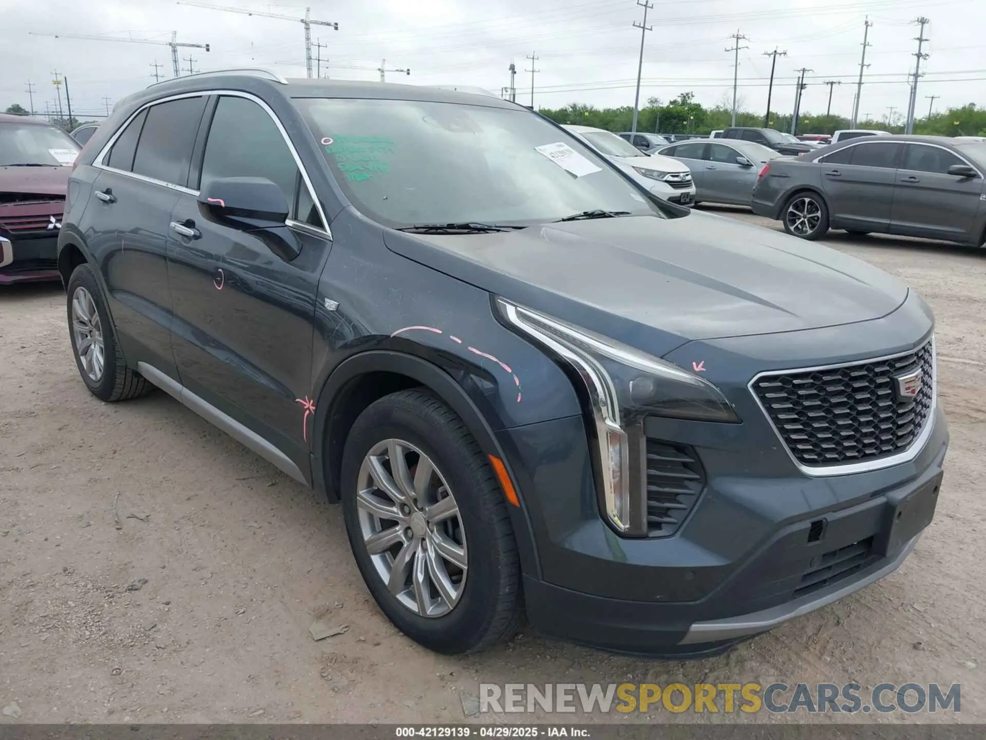1 Photograph of a damaged car 1GYFZCR48LF068615 CADILLAC XT4 2020