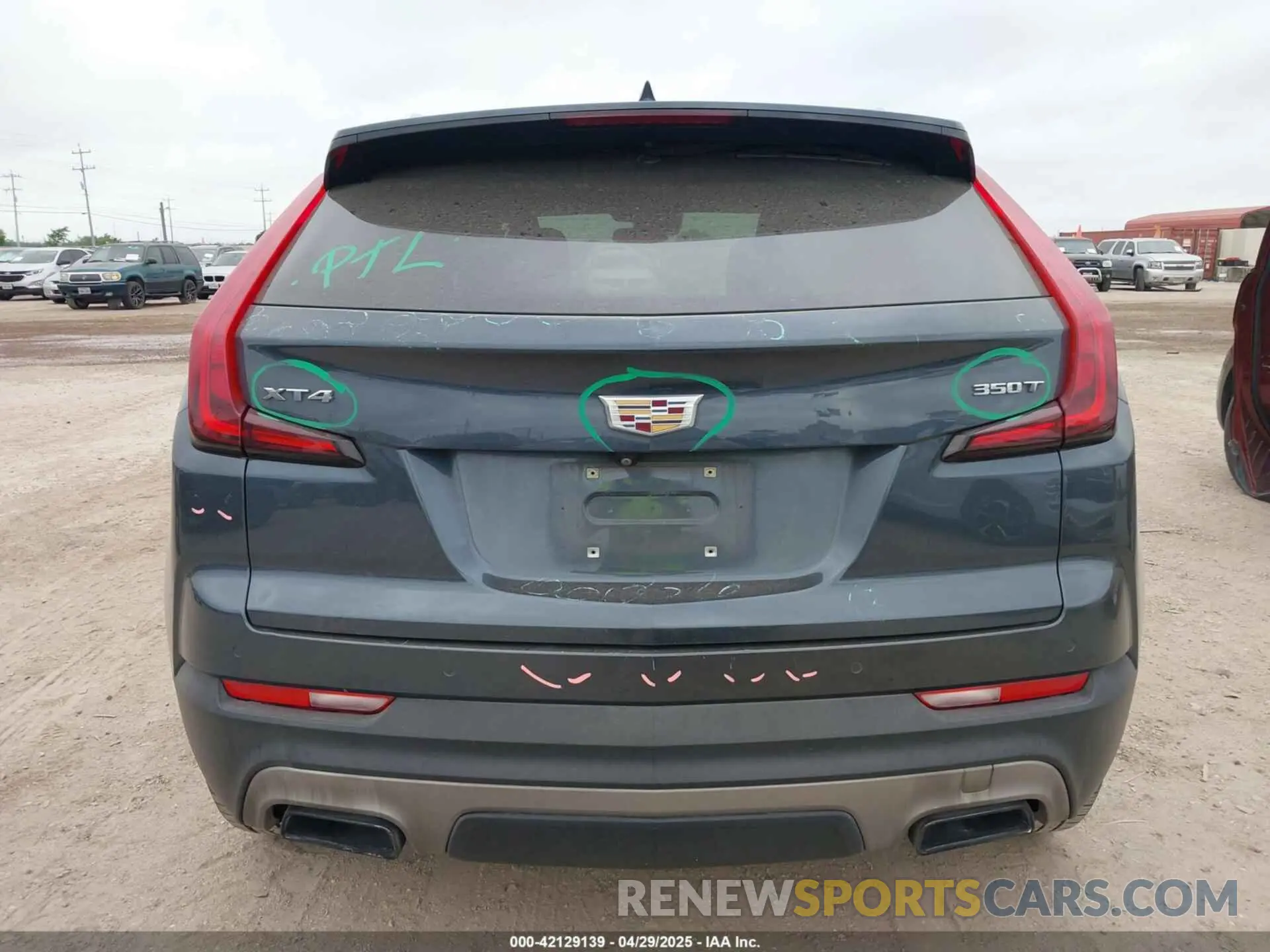 16 Photograph of a damaged car 1GYFZCR48LF068615 CADILLAC XT4 2020