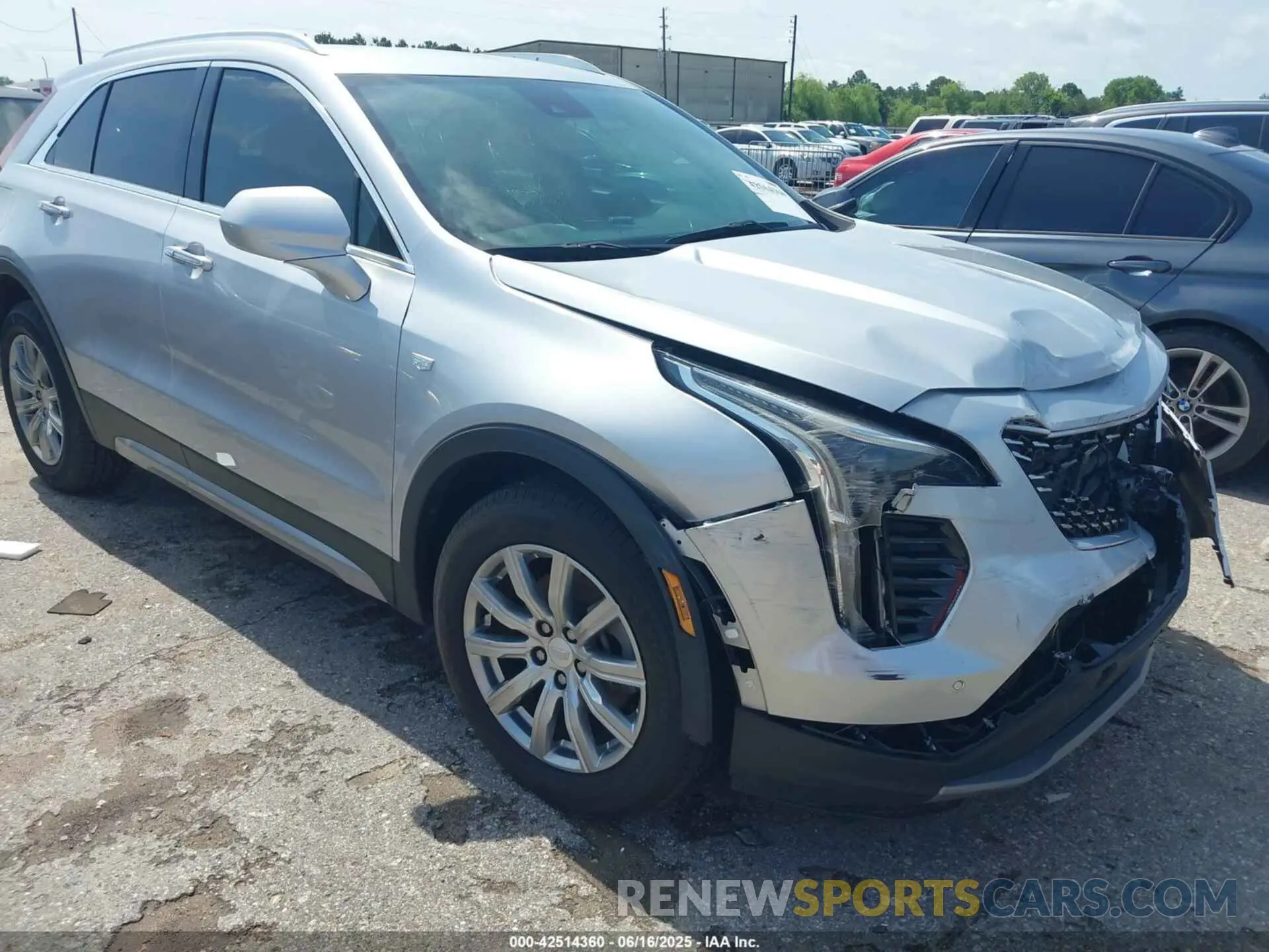 1 Photograph of a damaged car 1GYFZCR4XLF026740 CADILLAC XT4 2020