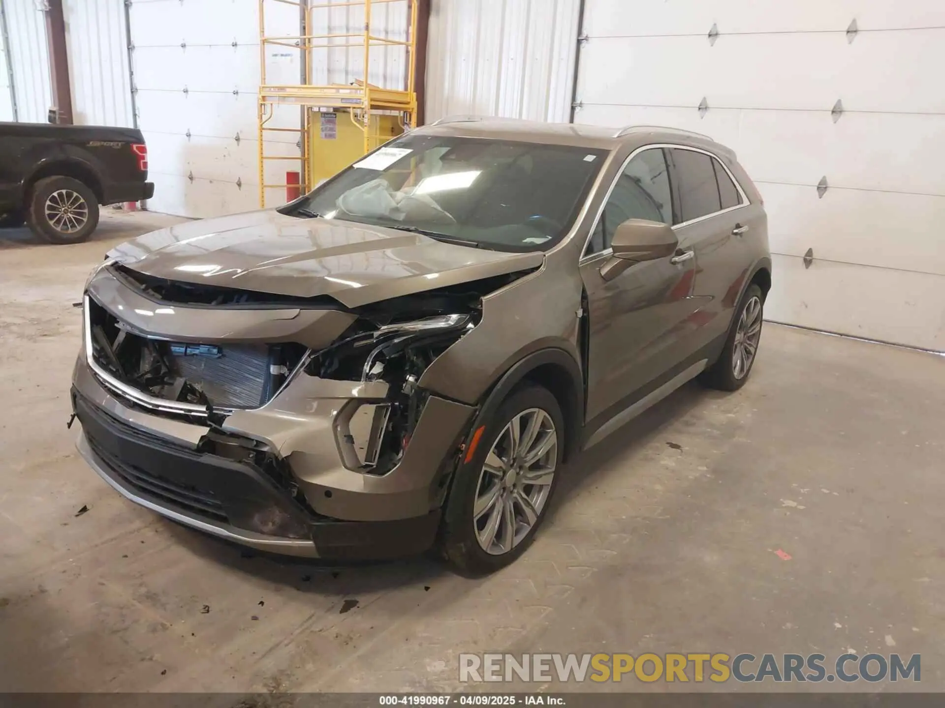 2 Photograph of a damaged car 1GYFZDR44LF068018 CADILLAC XT4 2020