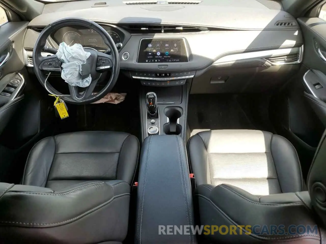 8 Photograph of a damaged car 1GYFZDR44LF143798 CADILLAC XT4 2020