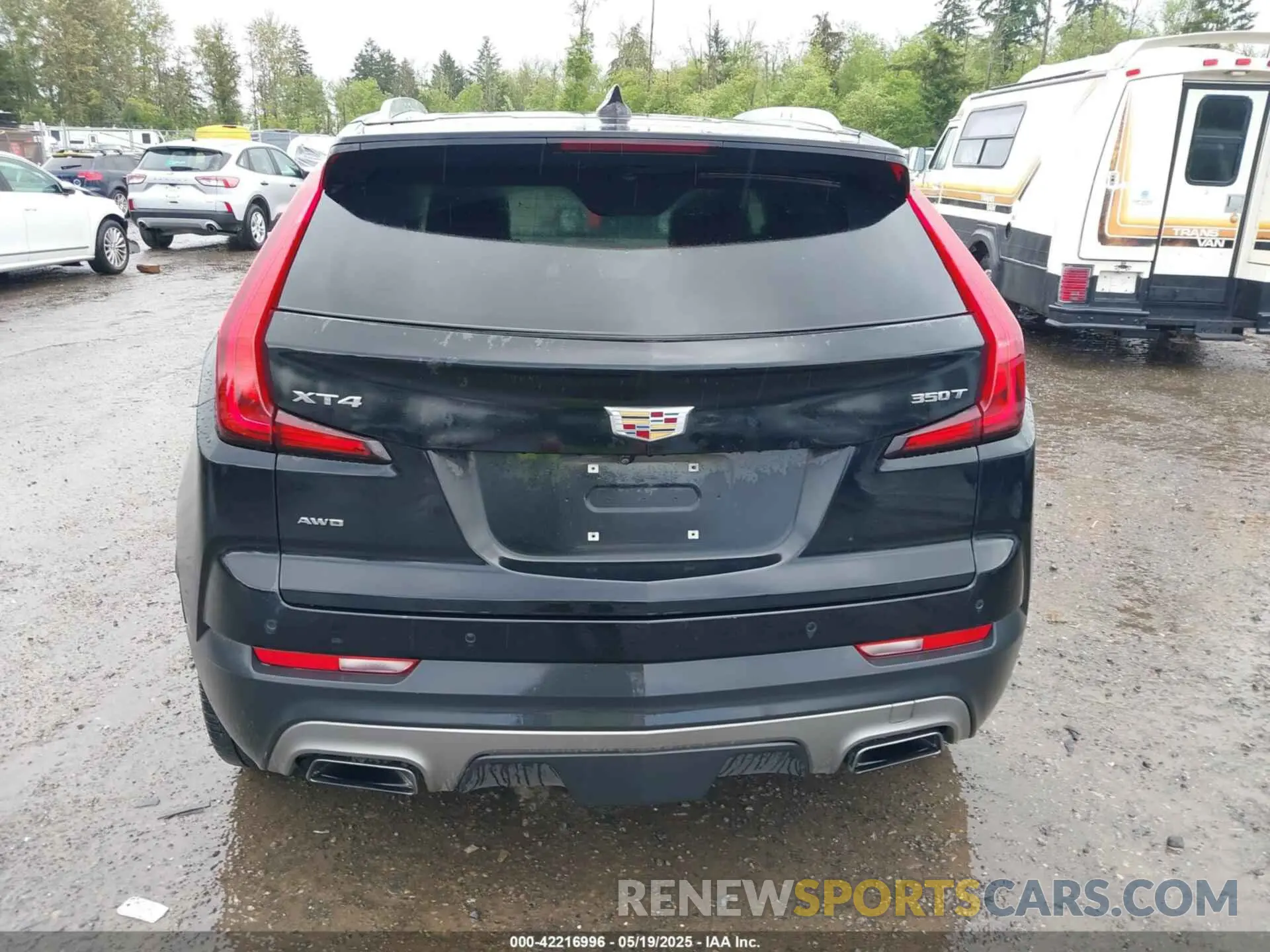 16 Photograph of a damaged car 1GYFZDR45LF049638 CADILLAC XT4 2020