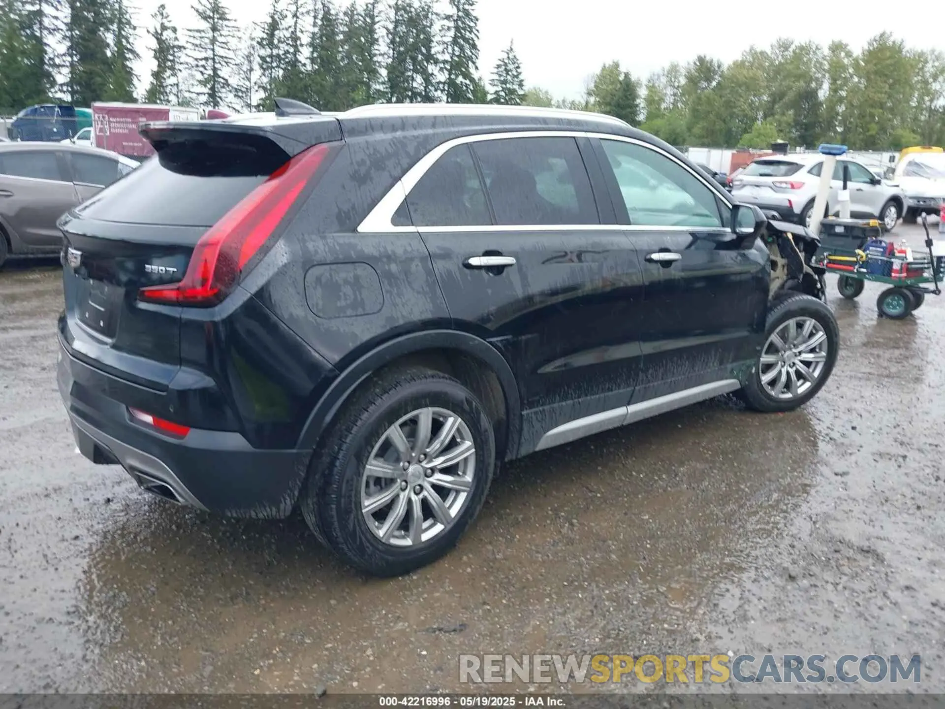 4 Photograph of a damaged car 1GYFZDR45LF049638 CADILLAC XT4 2020