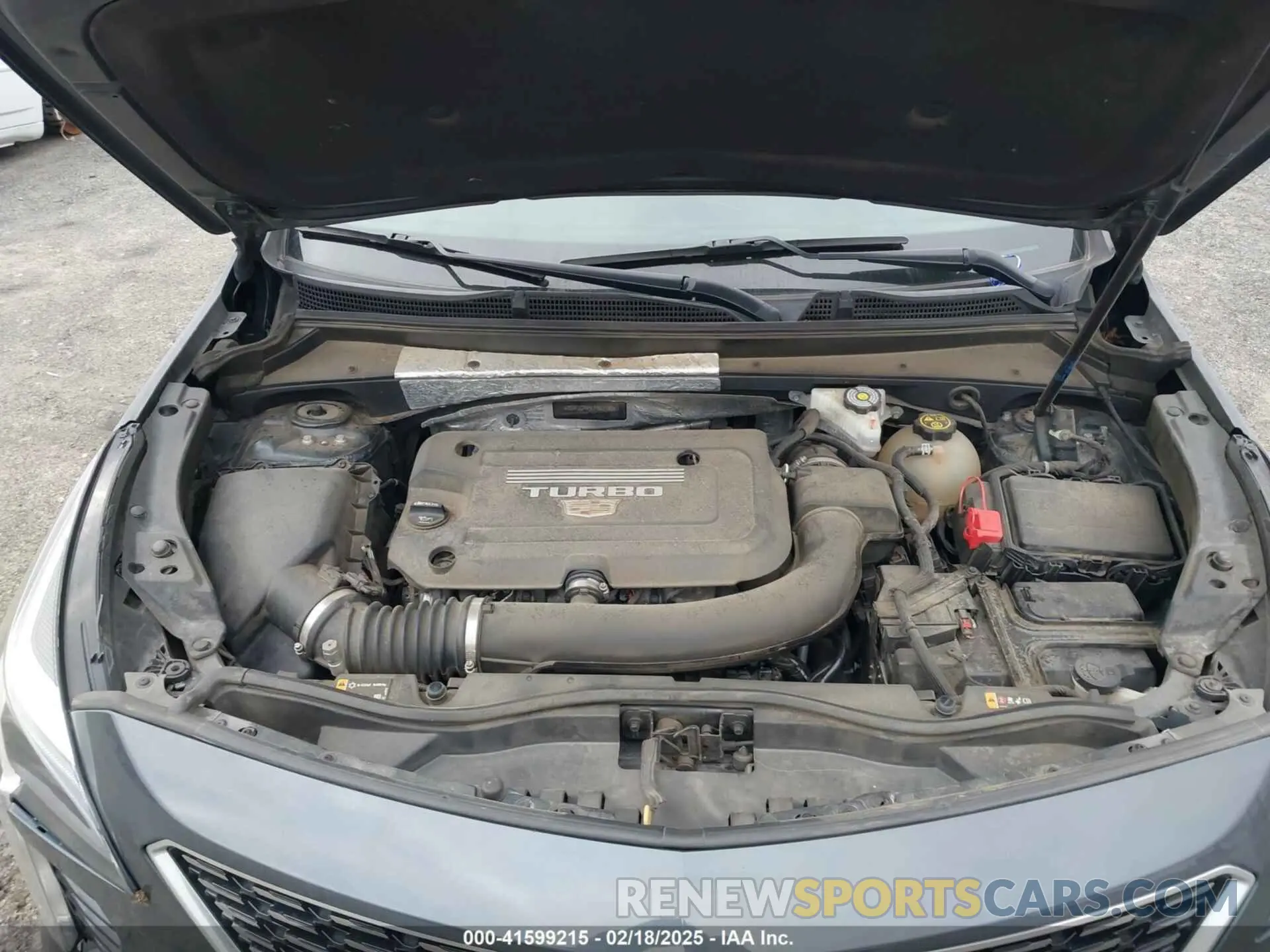 10 Photograph of a damaged car 1GYFZDR45LF062180 CADILLAC XT4 2020