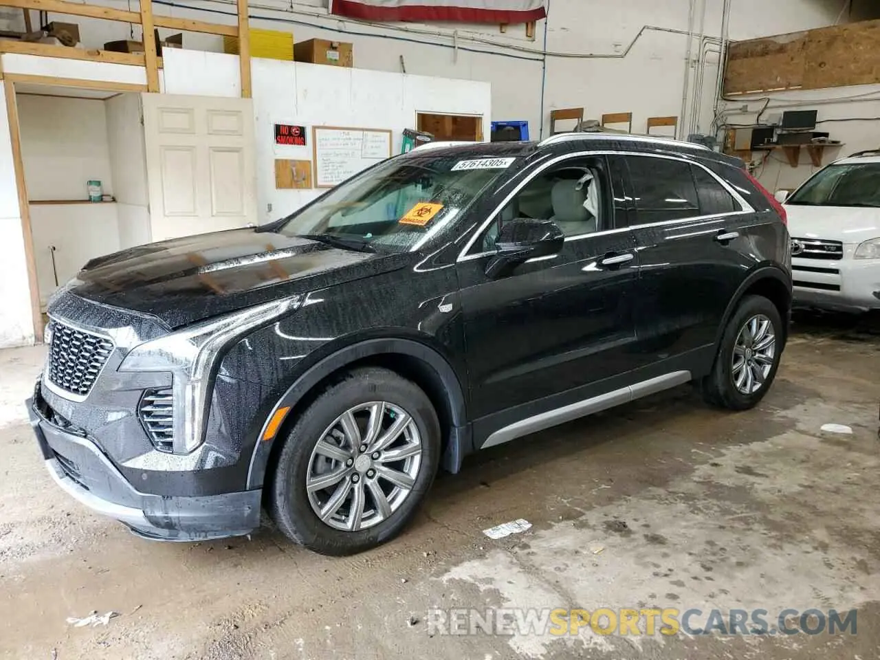 1 Photograph of a damaged car 1GYFZDR46LF119731 CADILLAC XT4 2020
