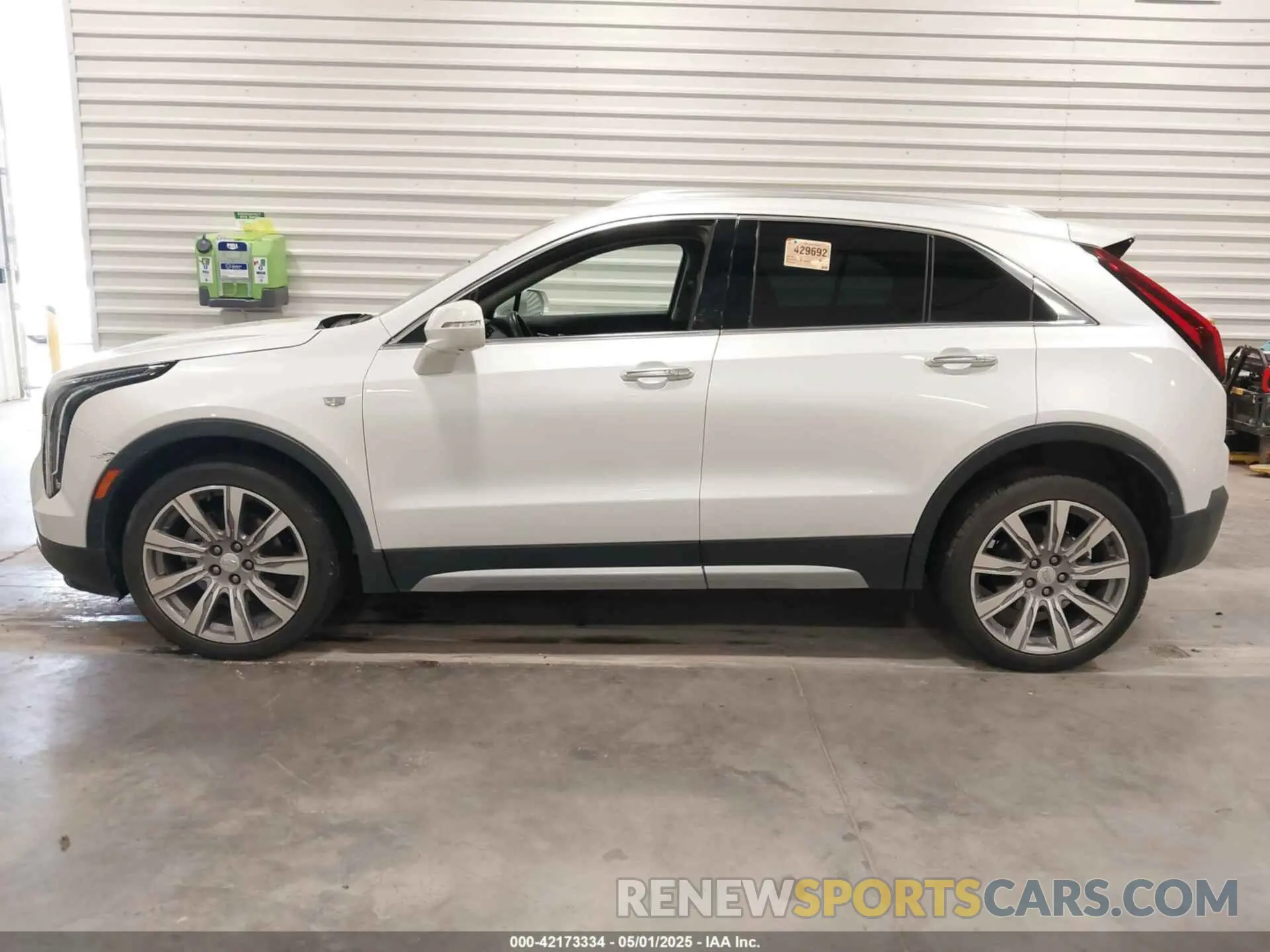 14 Photograph of a damaged car 1GYFZDR47LF073892 CADILLAC XT4 2020