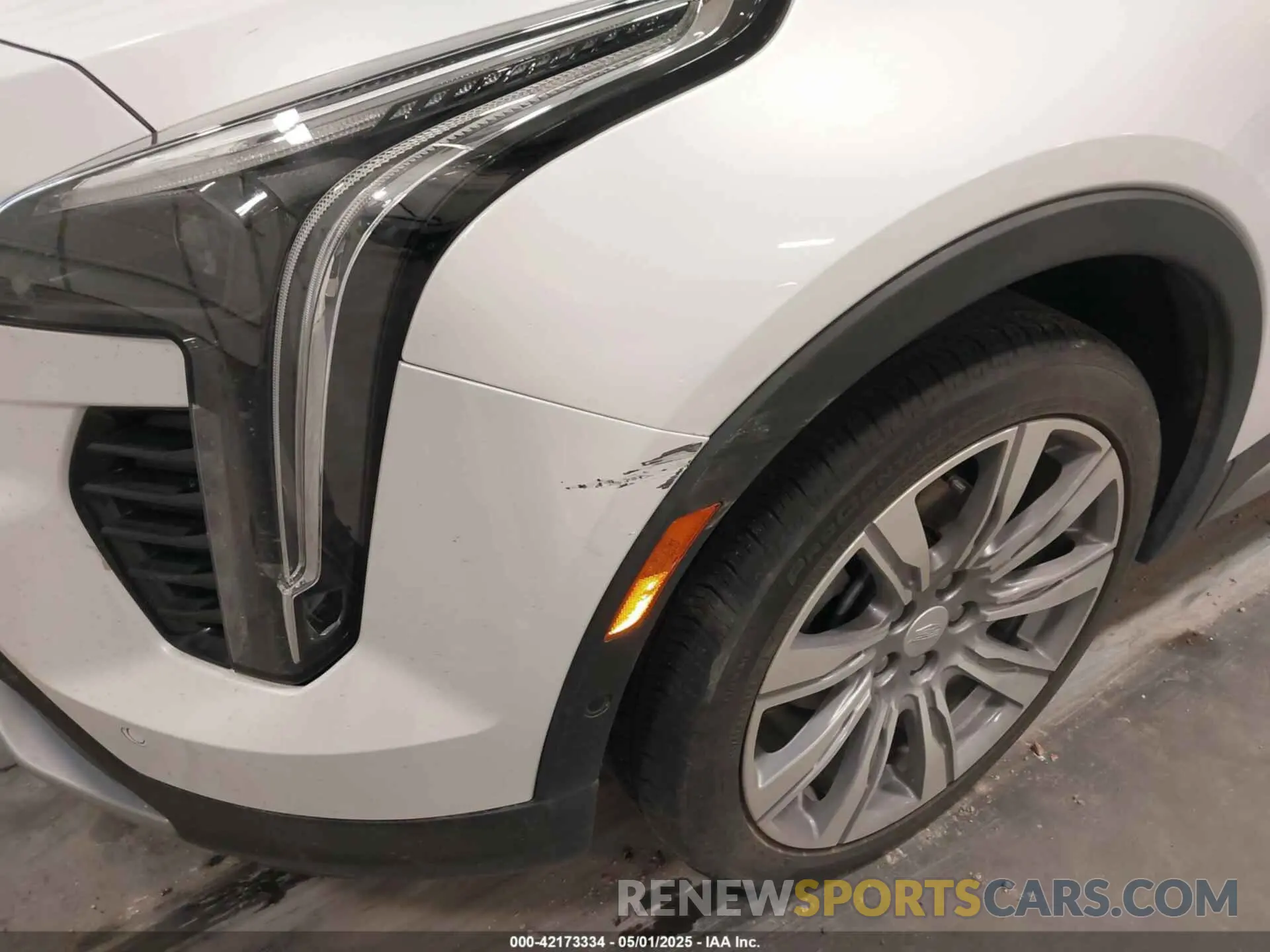 6 Photograph of a damaged car 1GYFZDR47LF073892 CADILLAC XT4 2020