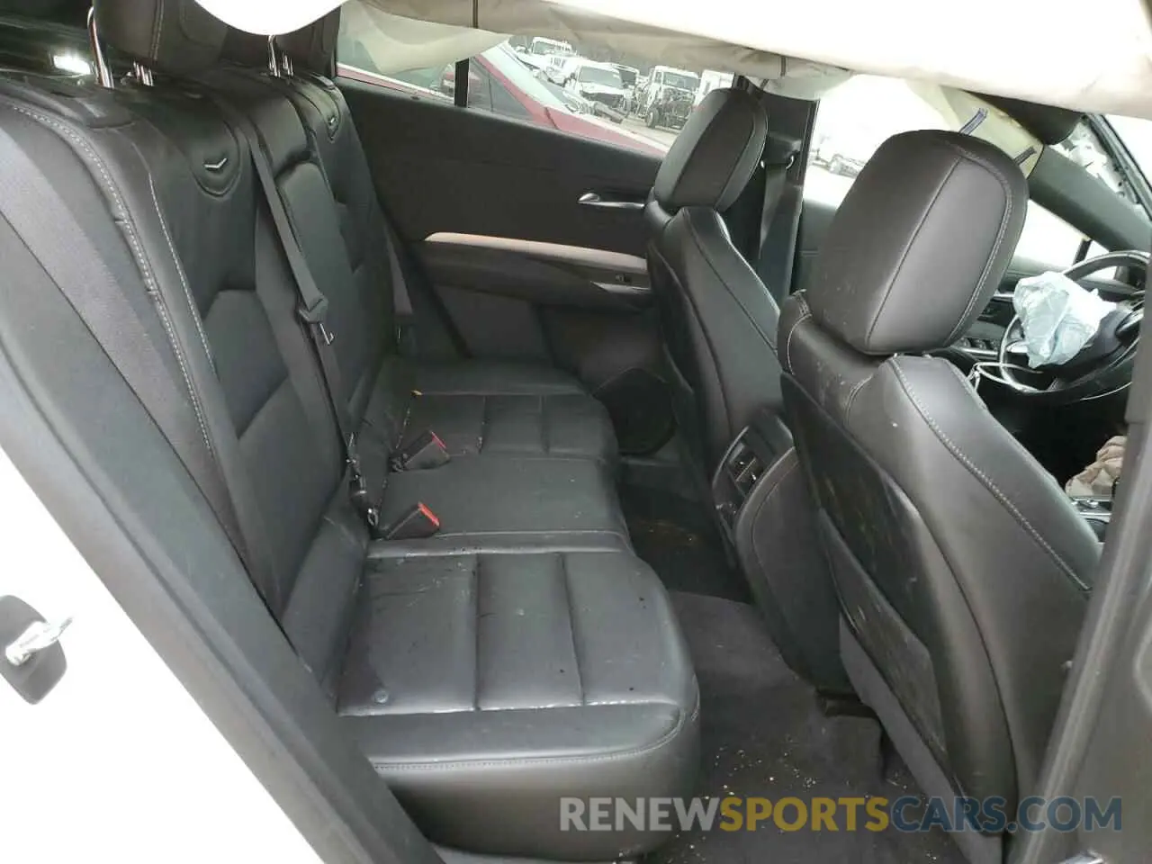 11 Photograph of a damaged car 1GYFZDR49LF047360 CADILLAC XT4 2020